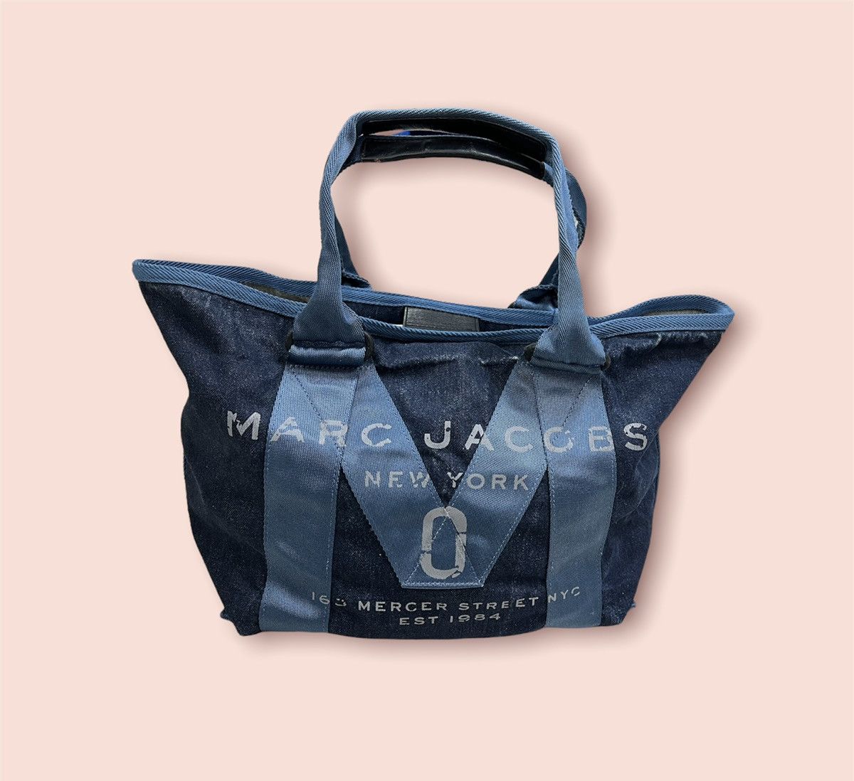 Marc Jacobs × Marc by Marc Jacobs MARC JACOBS NEW LOGO DENIM SHOULDER TOTE Size ONE SIZE - 4 Thumbnail