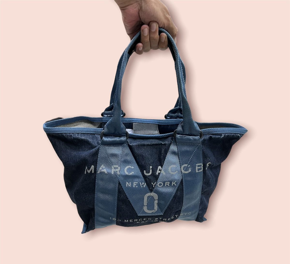Marc Jacobs × Marc by Marc Jacobs MARC JACOBS NEW LOGO DENIM SHOULDER TOTE Size ONE SIZE - 2 Thumbnail