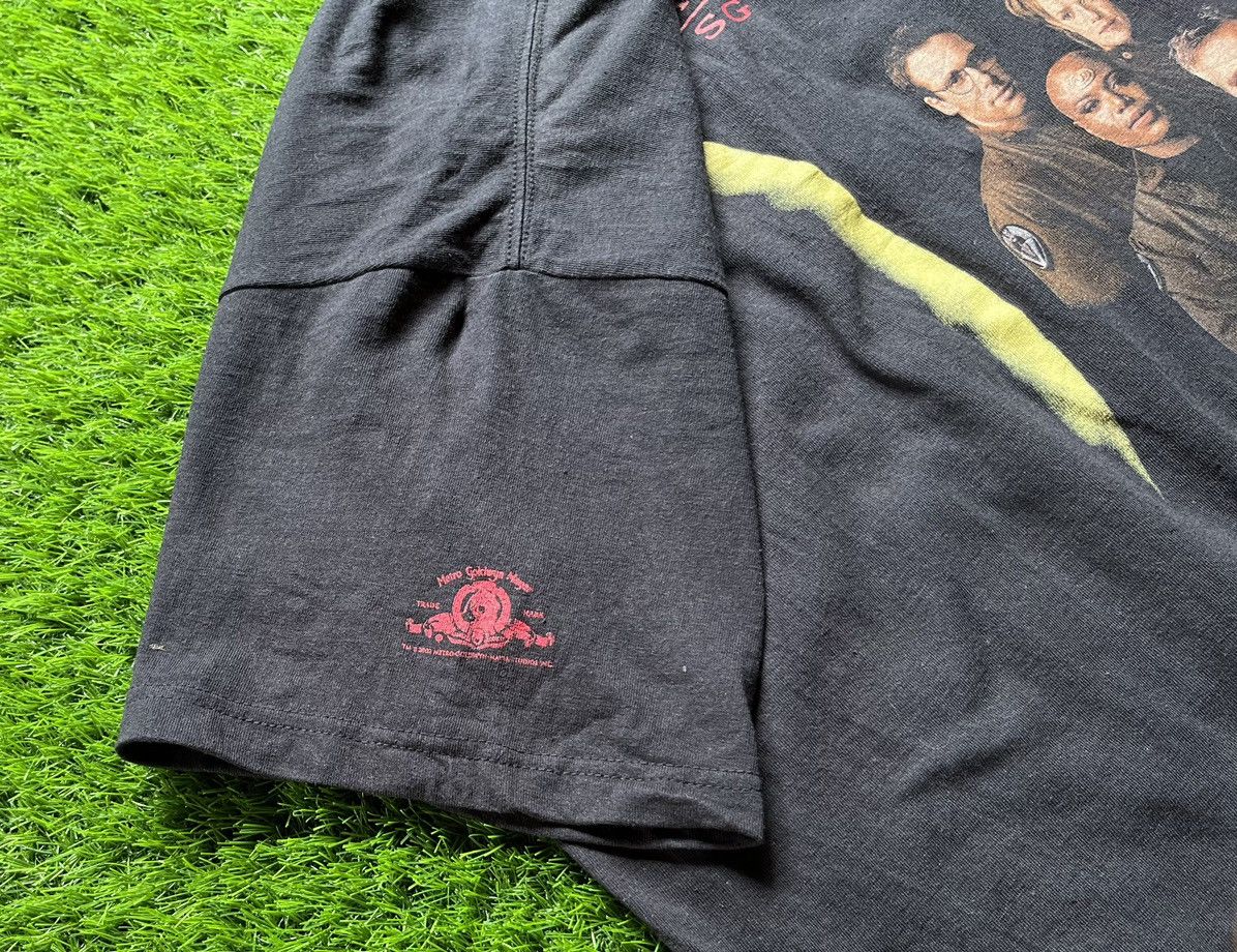 Vintage Vintage Y2K Stargate SG•1 Tv Series Tshirt Size US L / EU 52-54 / 3 - 4 Thumbnail