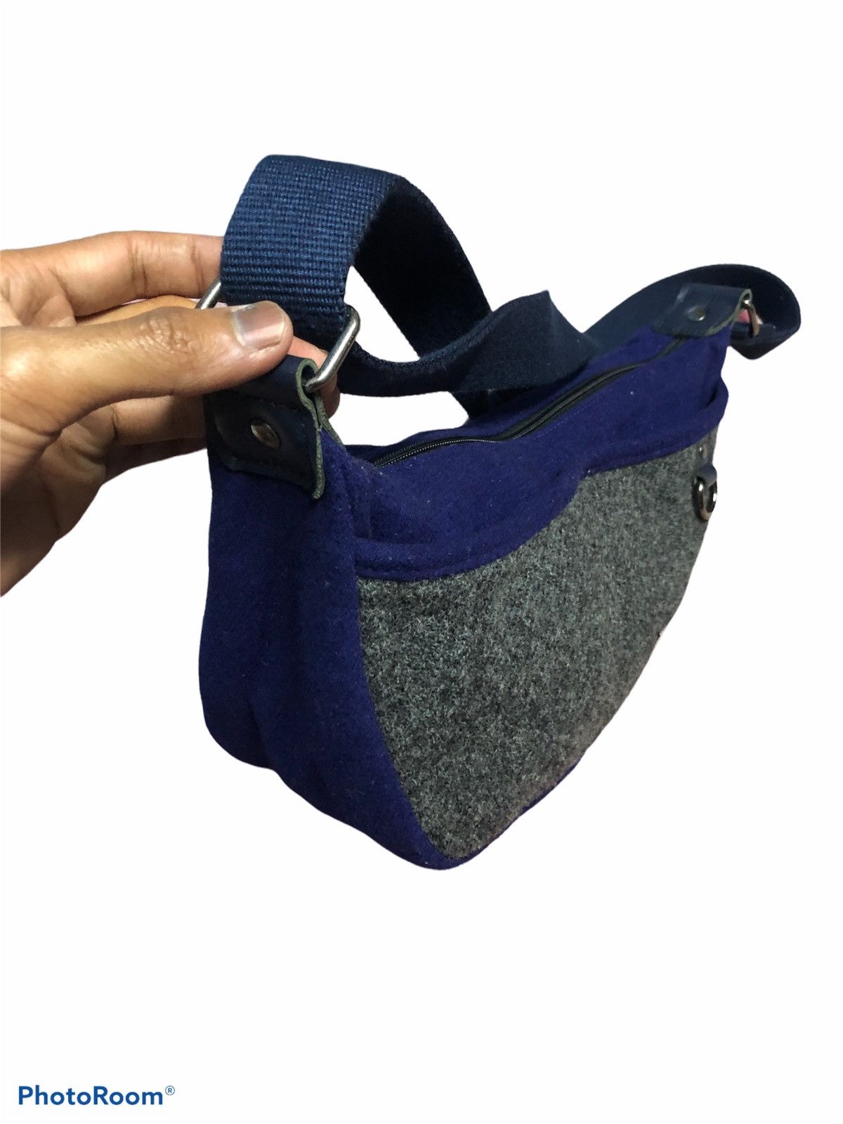 Harris Tweed HARRIS TWEET X COEN CROSSBODY SLINGBAG Size ONE SIZE - 3 Thumbnail