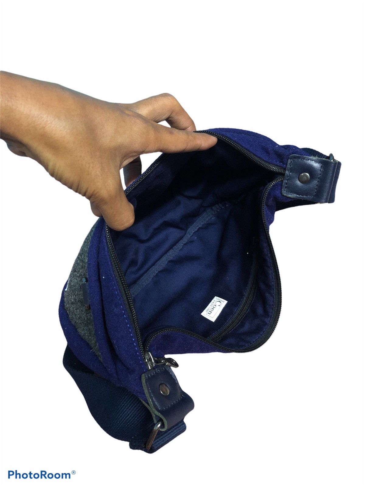 Harris Tweed HARRIS TWEET X COEN CROSSBODY SLINGBAG Size ONE SIZE - 5 Thumbnail