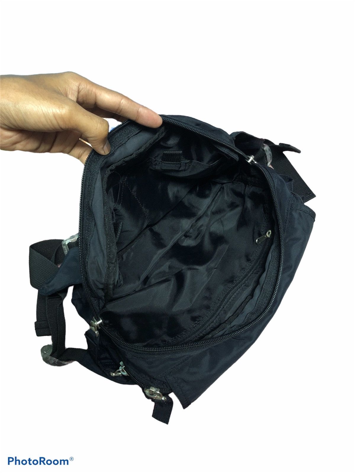Japanese Brand JAPANESSE MOUSTACHE FANNY PACK BELT BAG Size ONE SIZE - 6 Thumbnail