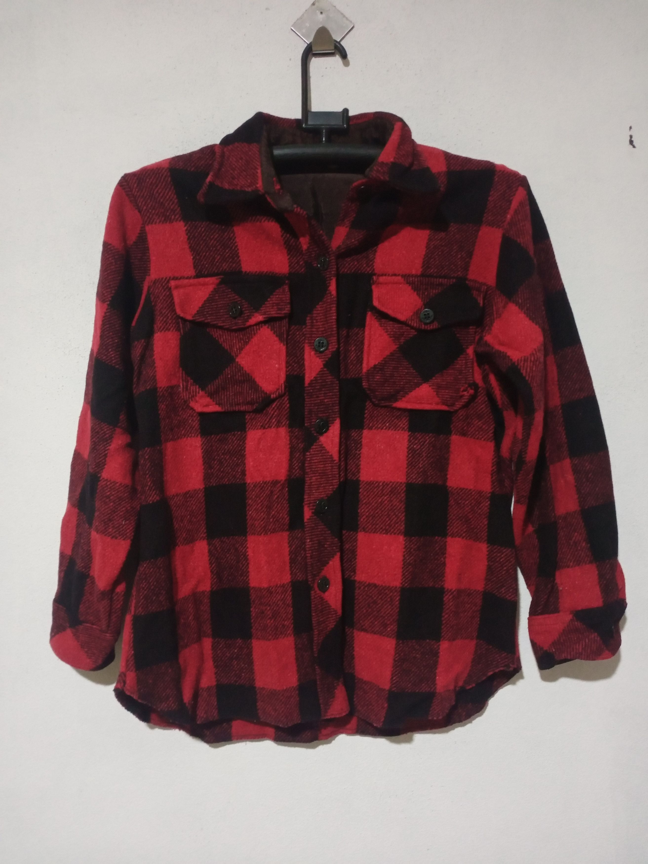 Vintage 100% wool plaid button ups shirt anchor button