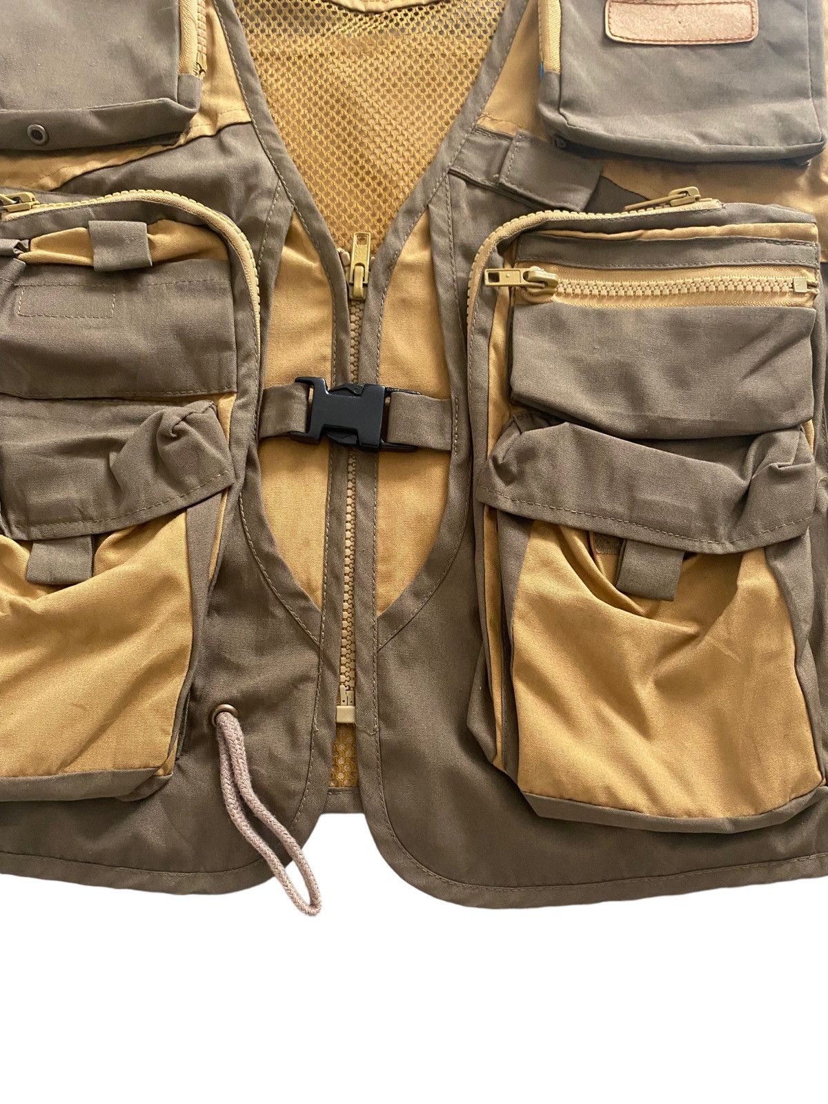 Japanese Brand 💥THRASHED Gold Feeling Vest Multipocket parachute design Size US L / EU 52-54 / 3 - 6 Thumbnail