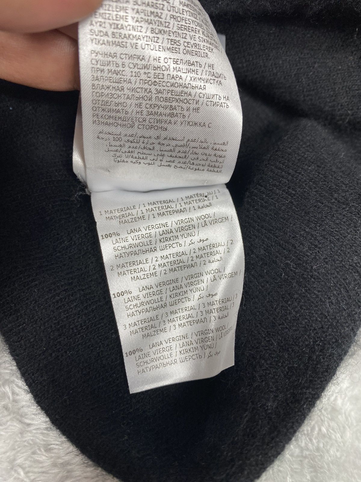 Moncler Moncler Size ONE SIZE - 7 Thumbnail