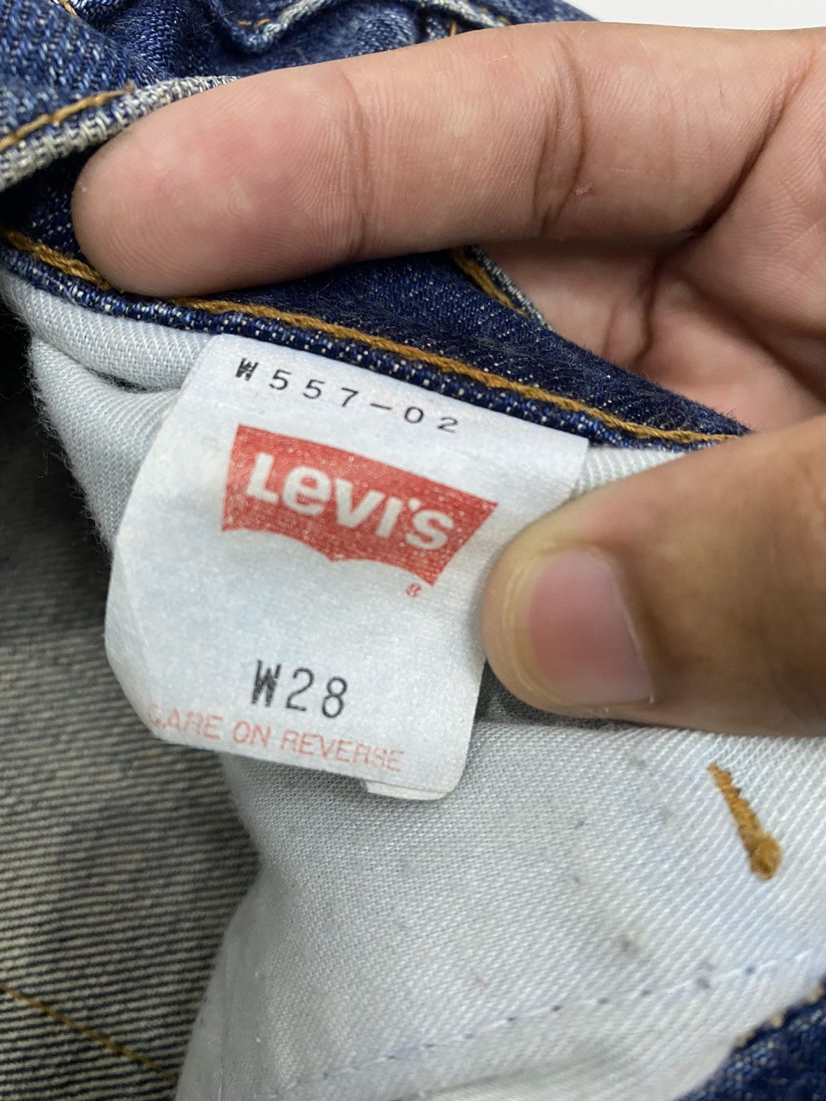 If Six Was Nine VINTAGE LEVIS W557 DISTRESS CUT LEG FLARE DENIM PANTS Size 26" / US 2 / IT 38 - 8 Thumbnail