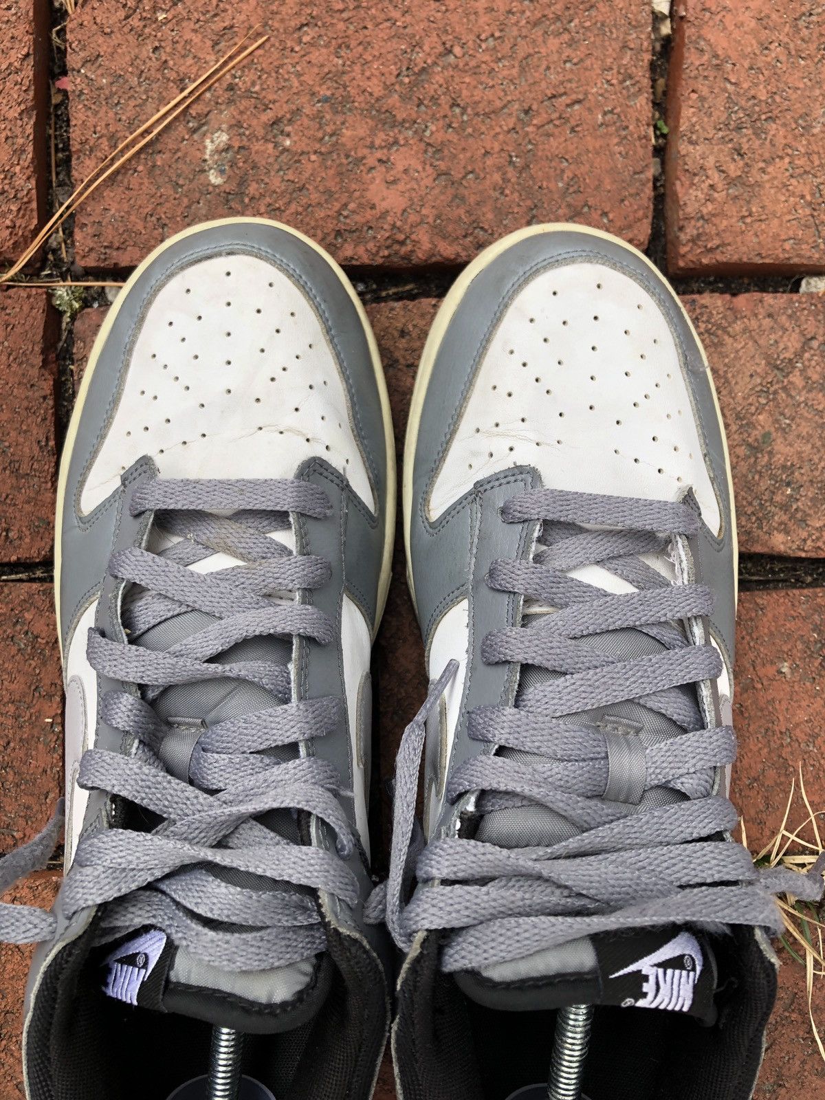 Nike 2012 white wolf grey Nike sb dunk Size US 12 / EU 45 - 8 Thumbnail
