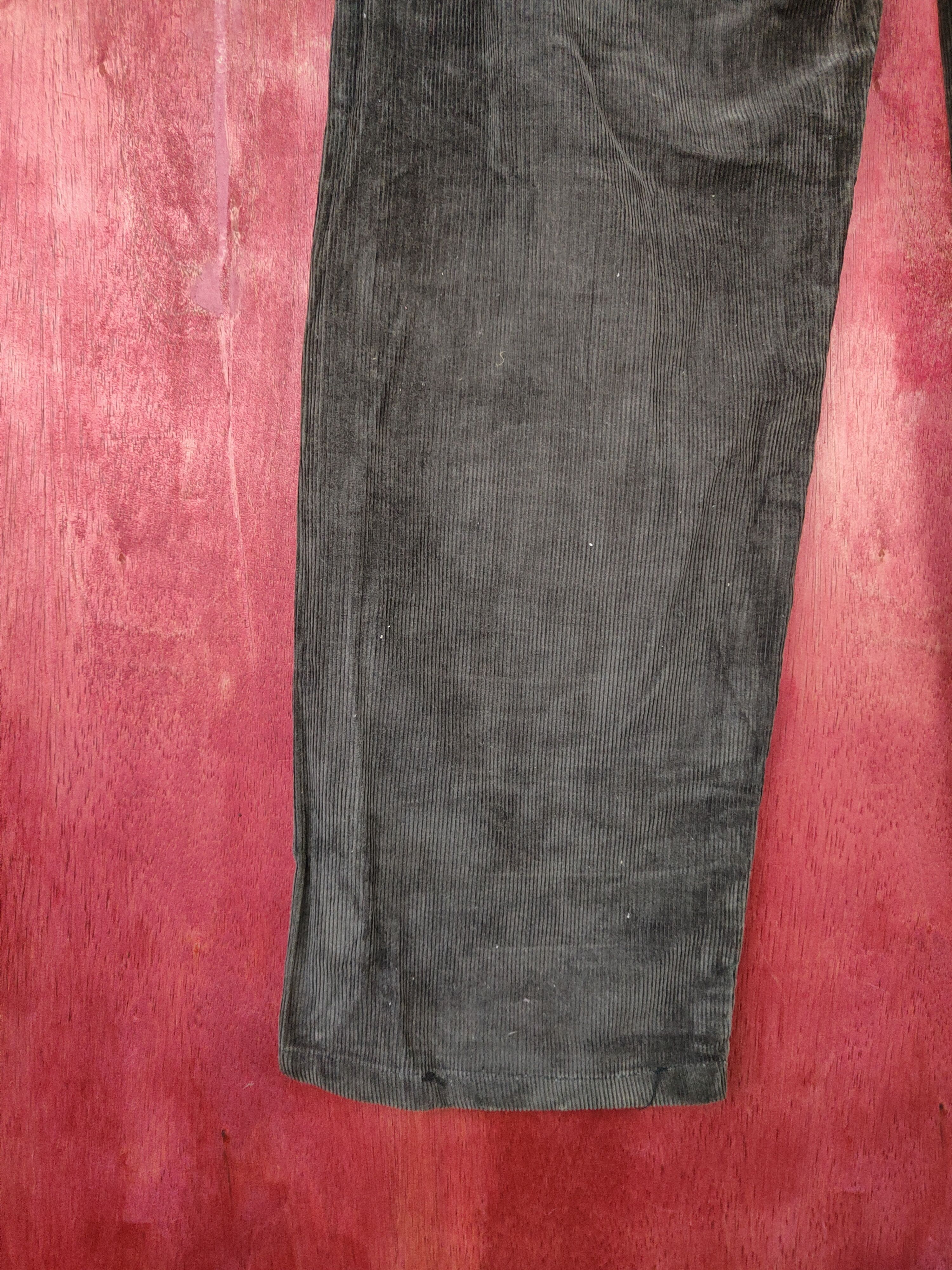 Levi's Levi's Black corduroy worker Cargo Pants #491 Size US 28 / EU 44 - 9 Thumbnail