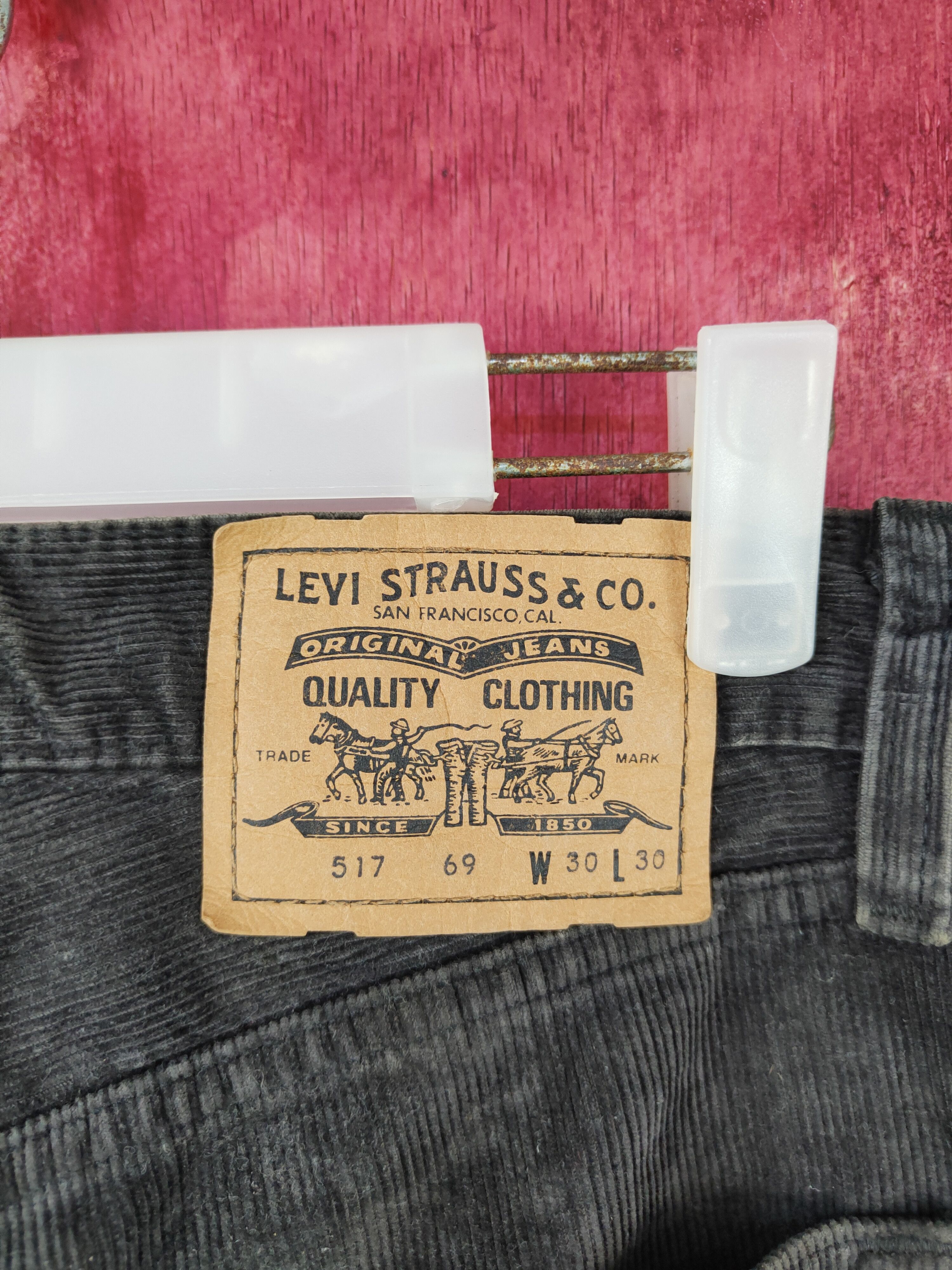 Levi's Levi's Black corduroy worker Cargo Pants #491 Size US 28 / EU 44 - 11 Thumbnail