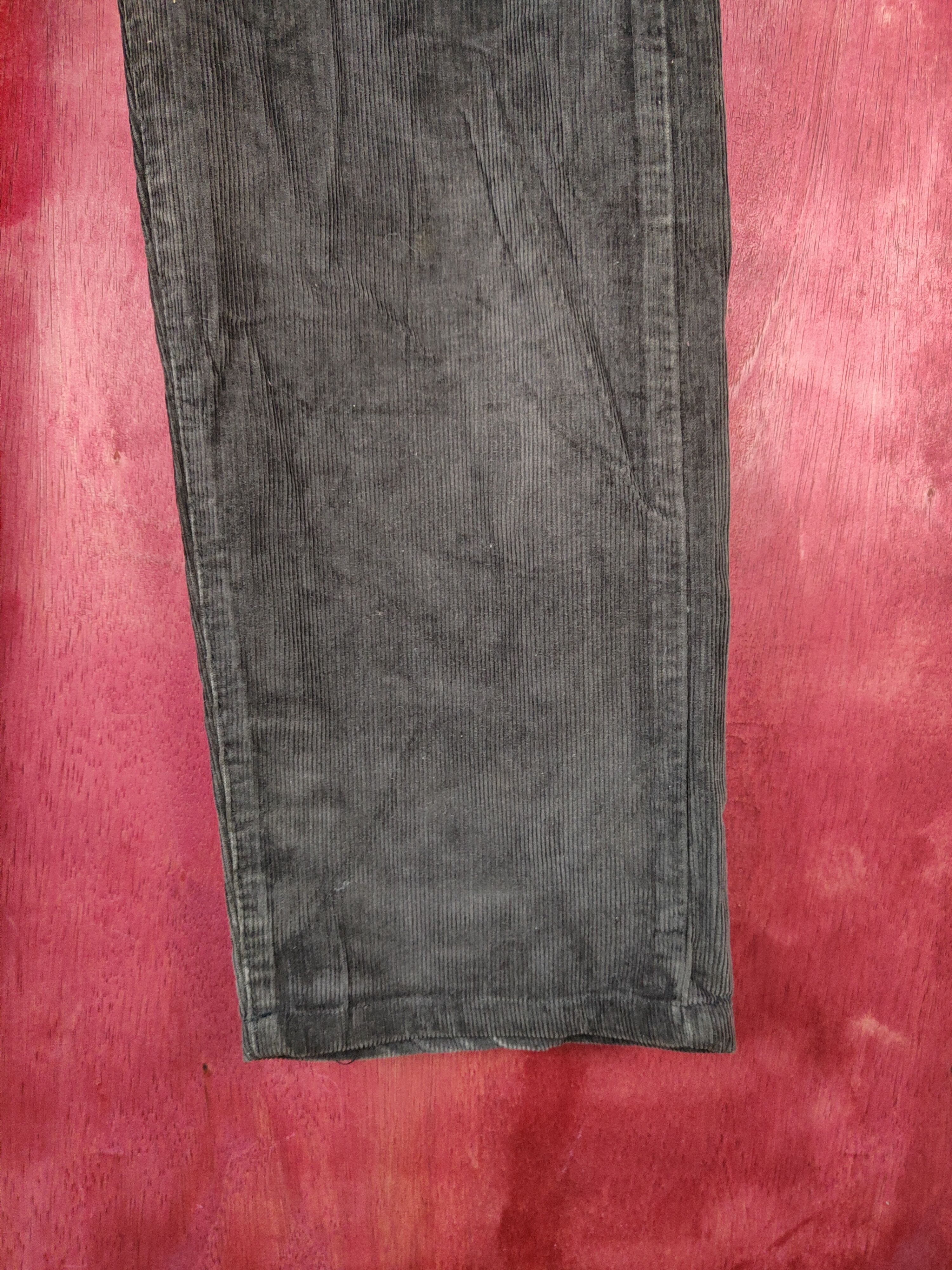 Levi's Levi's Black corduroy worker Cargo Pants #491 Size US 28 / EU 44 - 6 Thumbnail
