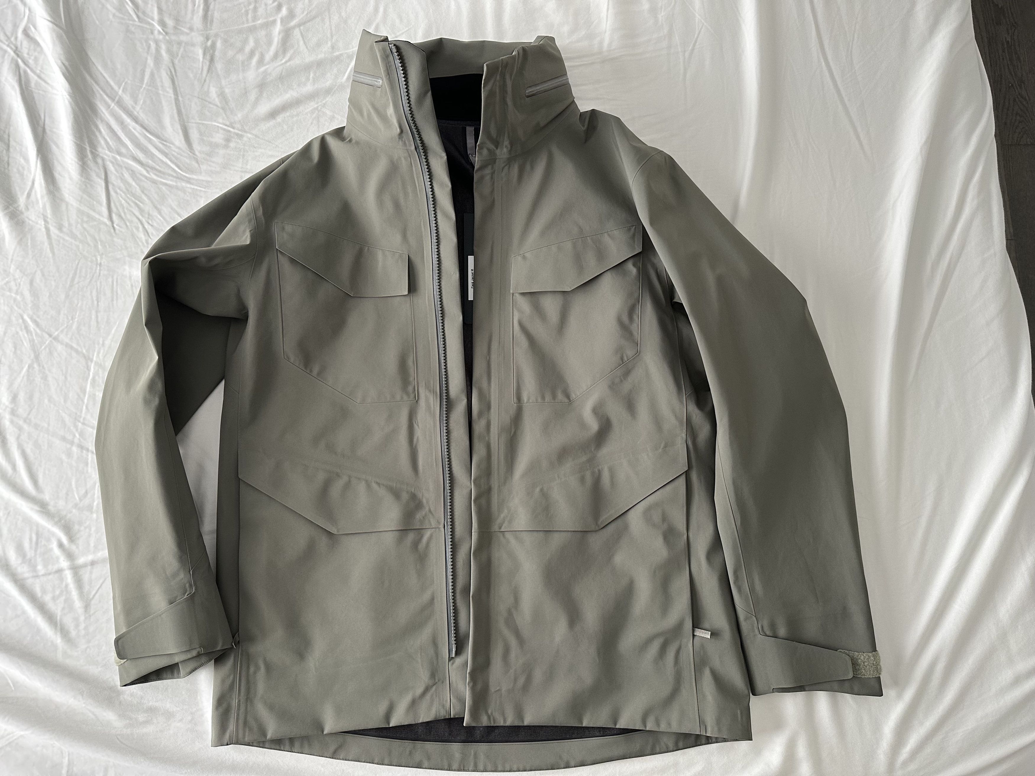 Arc'Teryx Veilance Field Jacket | Grailed