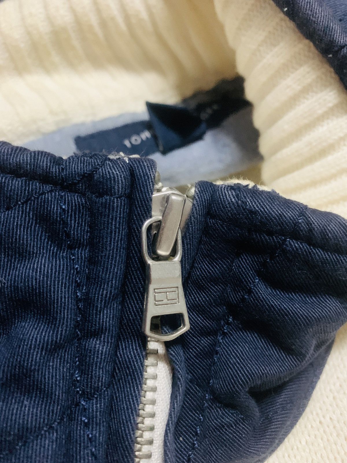 Aran Isles Knitwear × Tommy Hilfiger TOMMY HILFIGER KNITTED JACKET Size US L / EU 52-54 / 3 - 7 Thumbnail