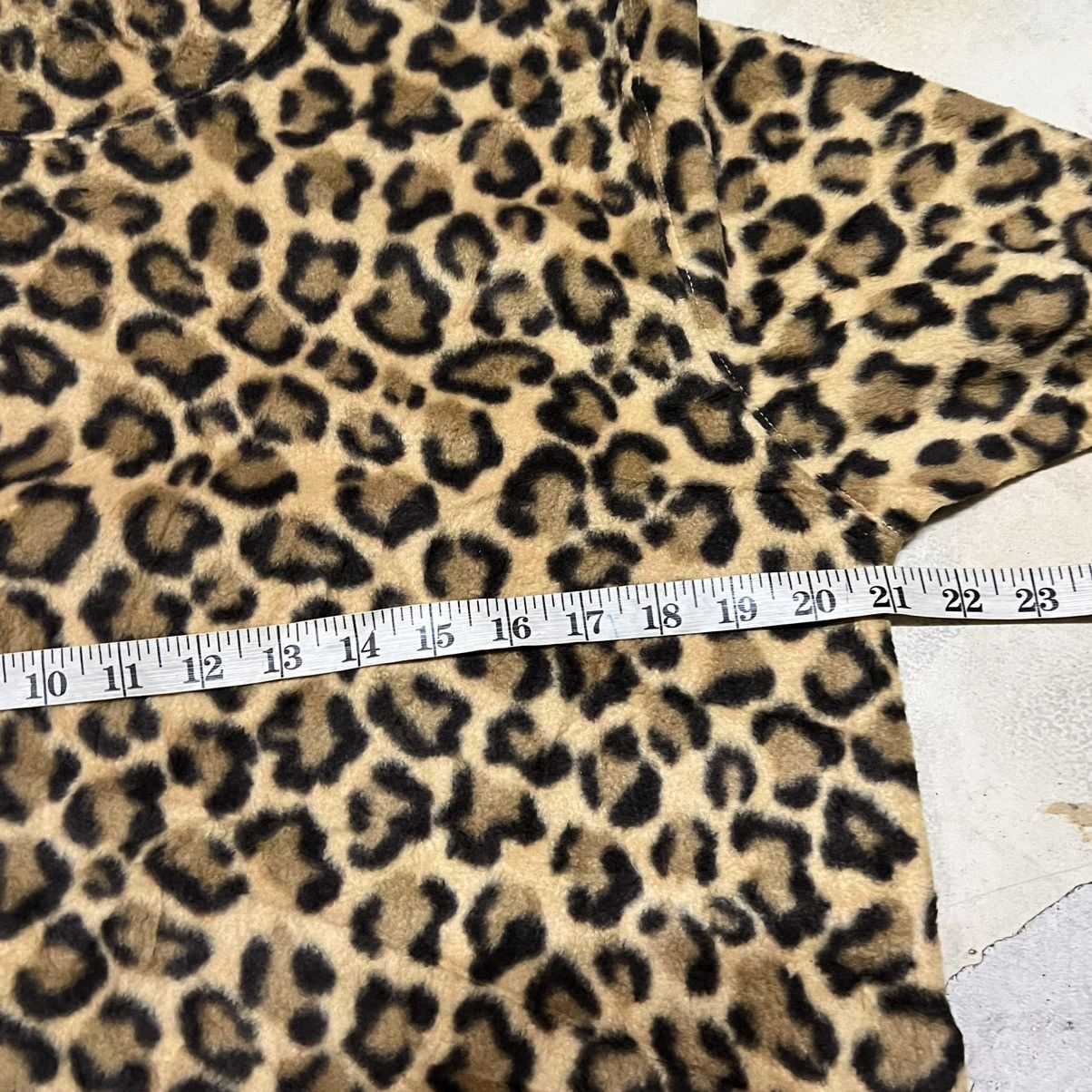 Japanese Brand Leopard Print Turtle Neck Shirt Size US L / EU 52-54 / 3 - 3 Thumbnail