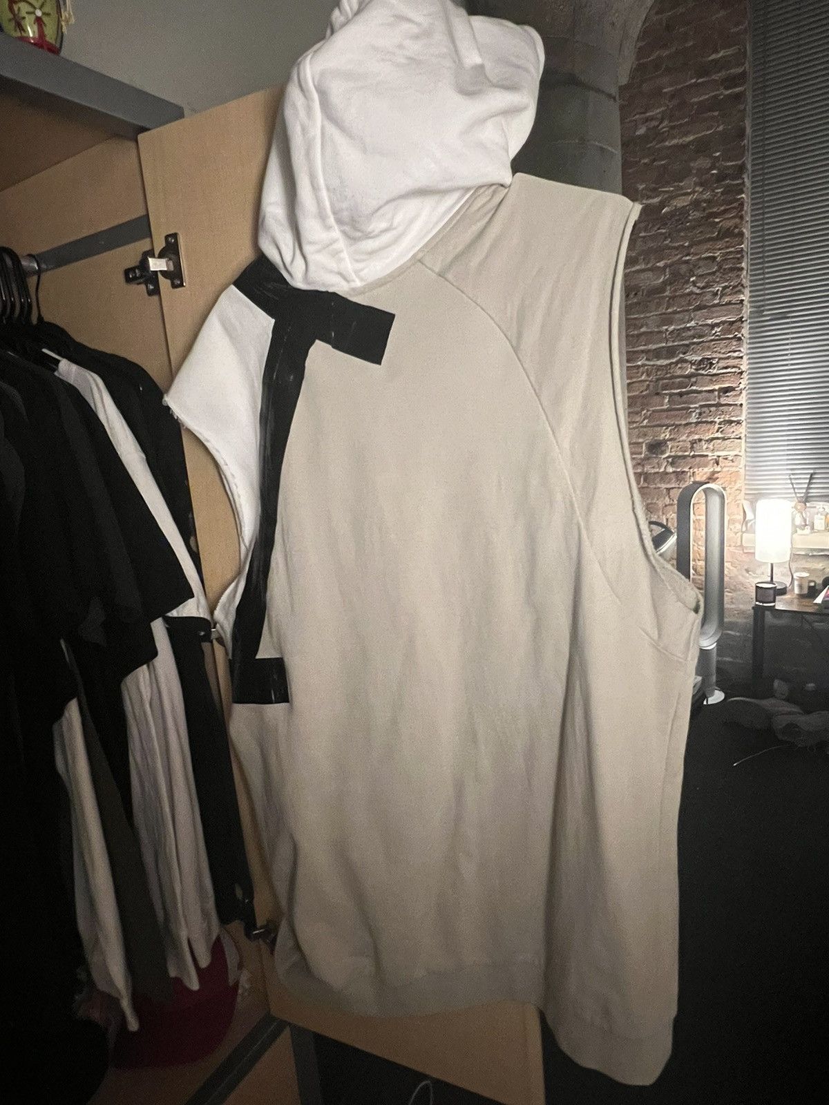 Raf Simons RARE Raf Simons Duct Tape Sleeveless Hoodie Size US S / EU 44-46 / 1 - 2 Thumbnail