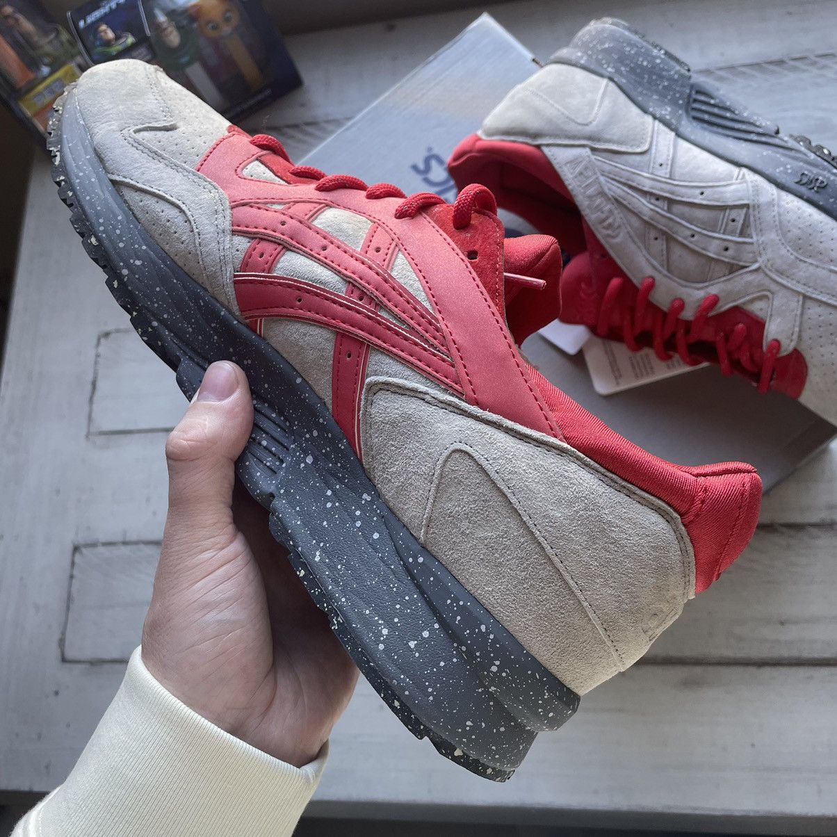 Asics × CNCPTS 2014 GEL LYTE V 5 EMBER ASPHALT CONCRETE SUEDE H43JK1111 Size US 12 / EU 45 - 6 Thumbnail