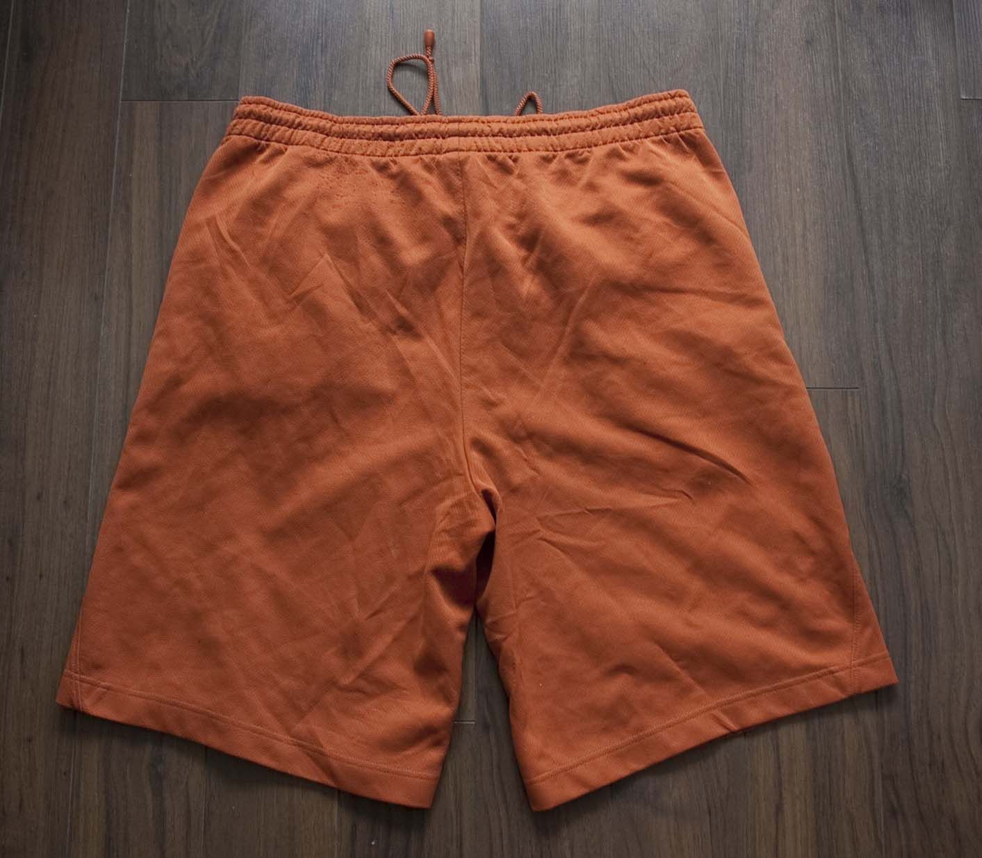 Jordan Brand ** Air Jordan Shorts Size M /L Waist 35''-37'' Size US 35 - 3 Thumbnail