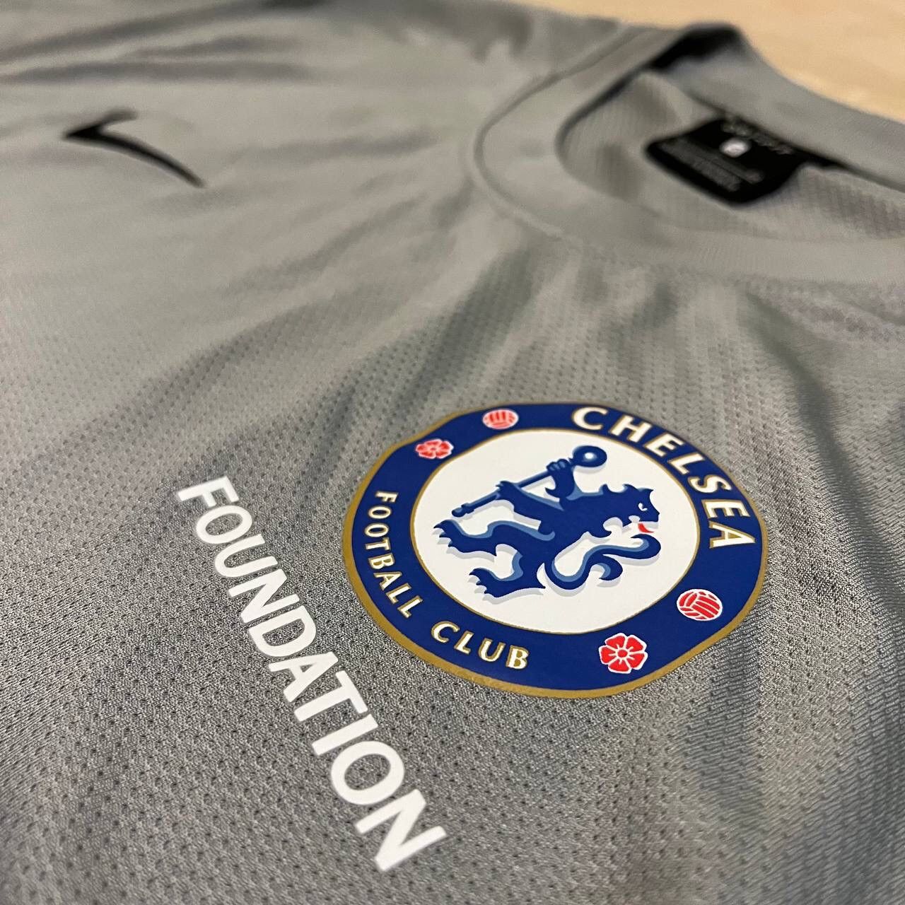 Chelsea Soccer × Nike CHELSEA NIKE FOOTBALL GOALKEEPER JERSEY Size US S / EU 44-46 / 1 - 3 Thumbnail