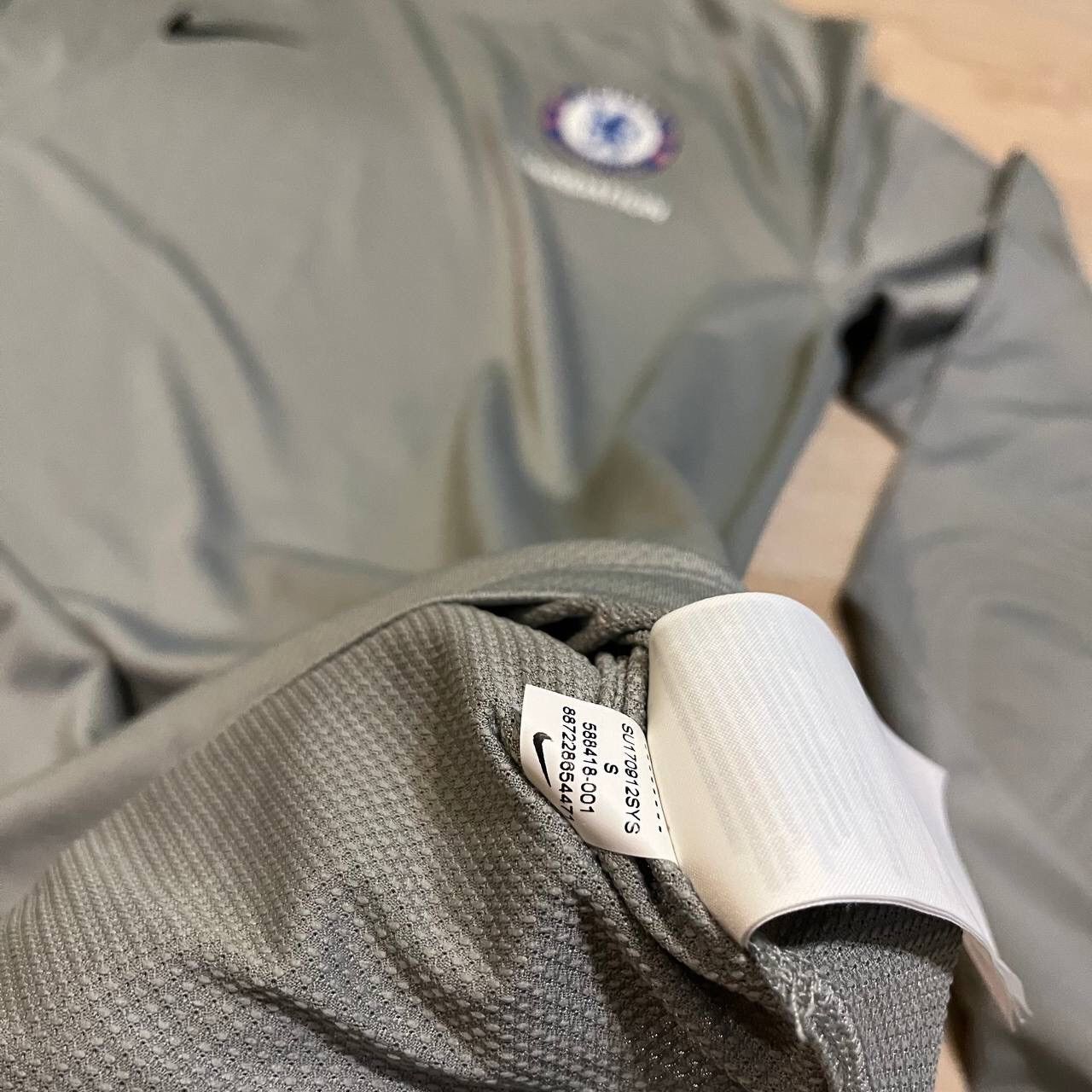 Chelsea Soccer × Nike CHELSEA NIKE FOOTBALL GOALKEEPER JERSEY Size US S / EU 44-46 / 1 - 8 Thumbnail