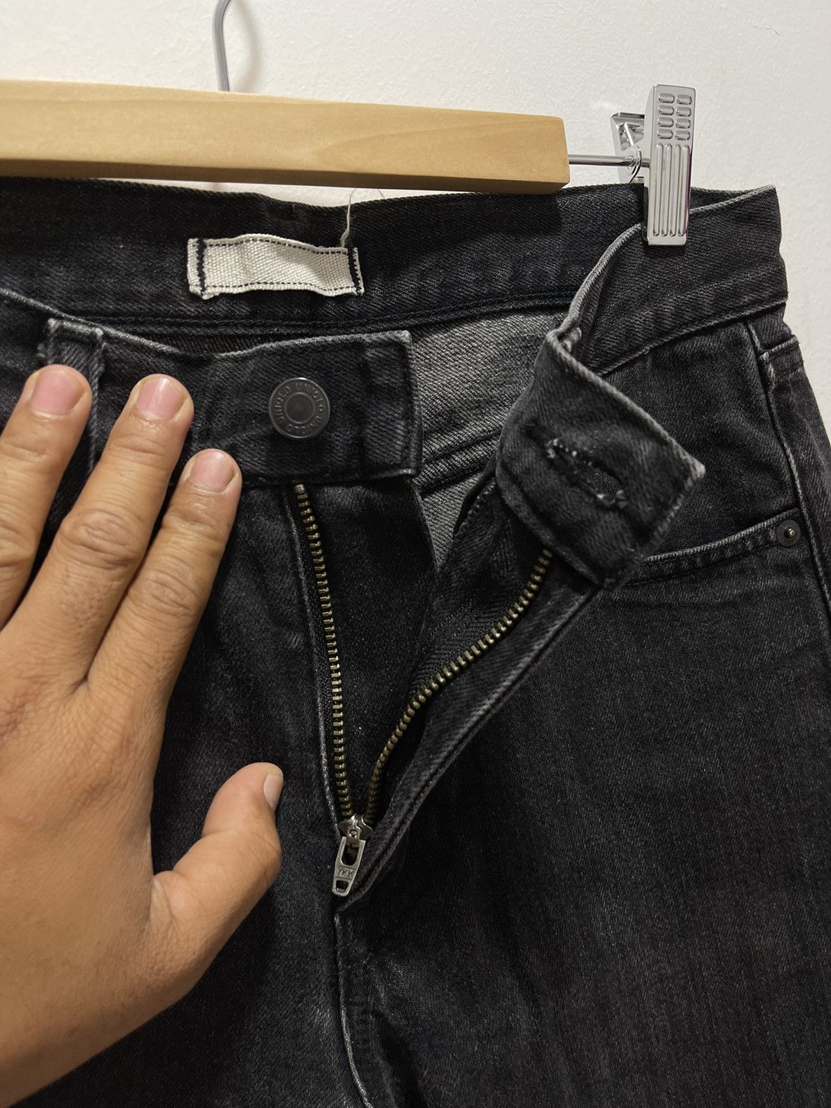 Japanese Brand × Uniqlo DISTRESSED UNIQLO SELVEDGE SLIM FIT DENIM JEANS Size US 29 - 8 Thumbnail