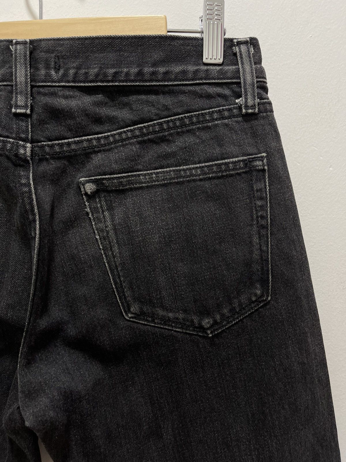 Japanese Brand × Uniqlo DISTRESSED UNIQLO SELVEDGE SLIM FIT DENIM JEANS Size US 29 - 10 Thumbnail