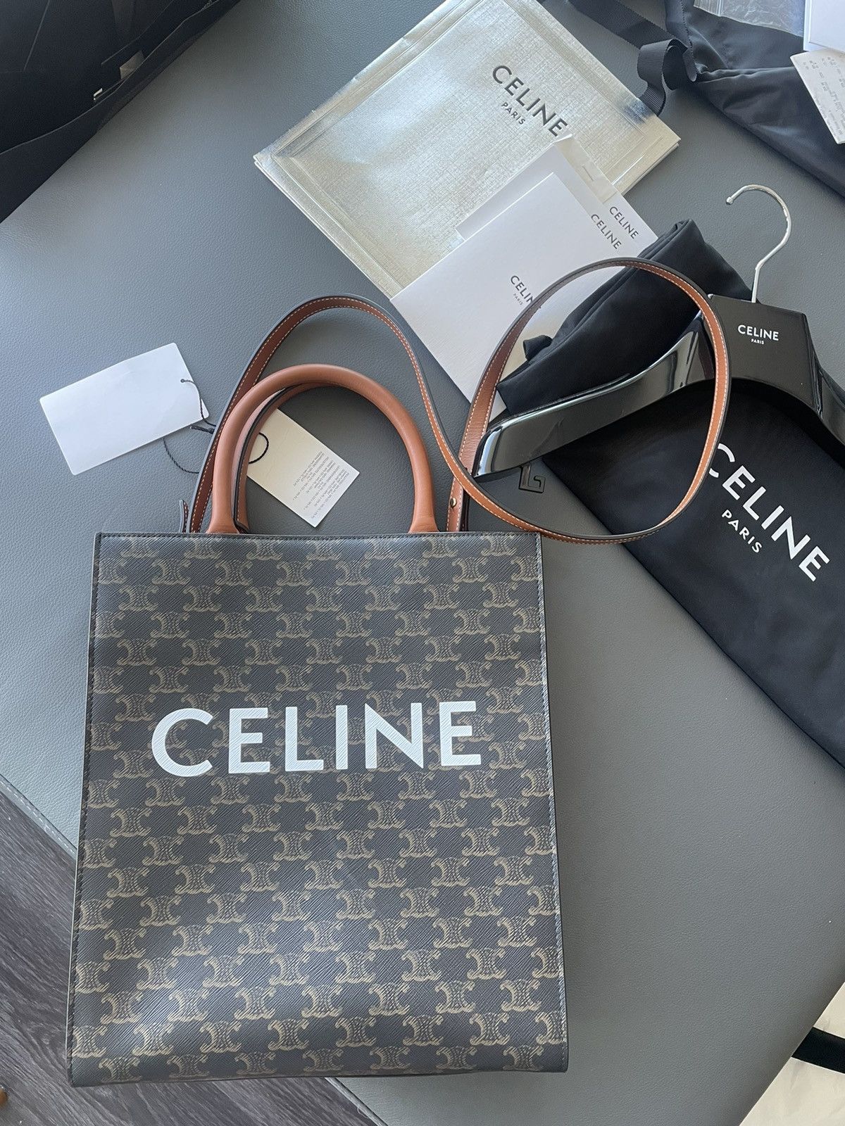 Celine × Hedi Slimane Iconic Runway Limited Edition Brand New Triomphe Cabas Tote Size ONE SIZE - 23 Thumbnail