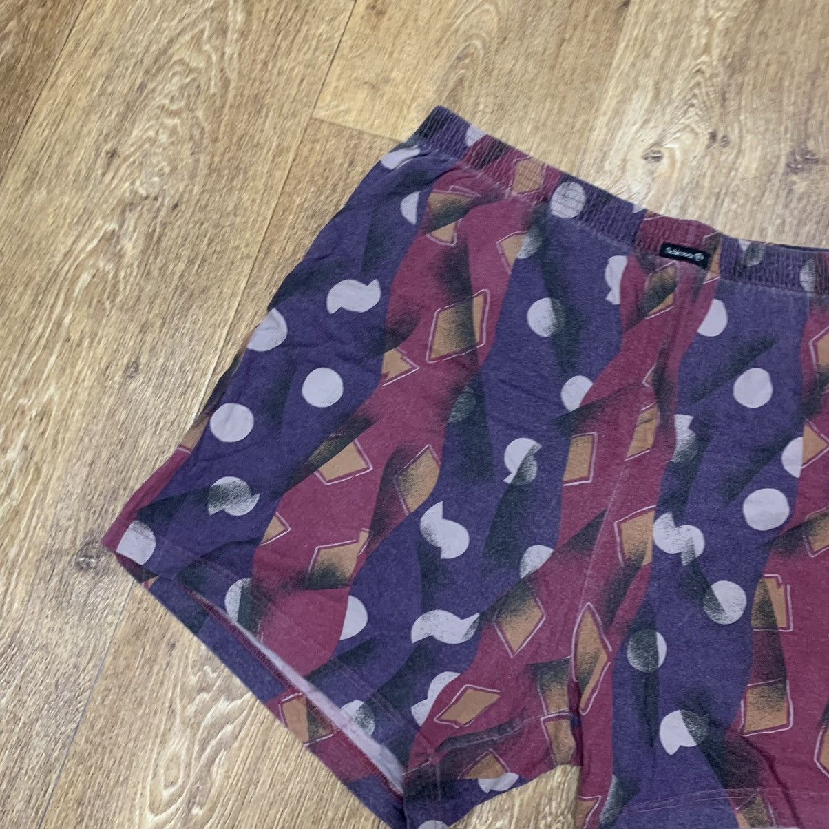 Vintage Vintage 90s Art Streetwear Shorts Summer Kanye Travis Style Size US 33 - 2 Thumbnail