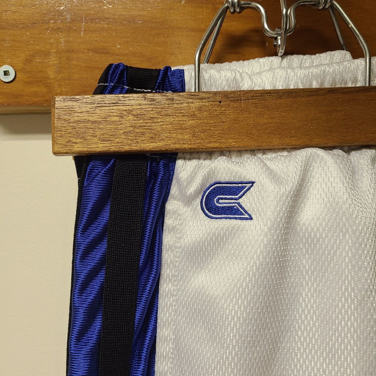 Colosseum Athletics × NBA × NCAA Vintage DUKE Blue Devils 90’s shorts Size US 34 / EU 50 - 8 Thumbnail