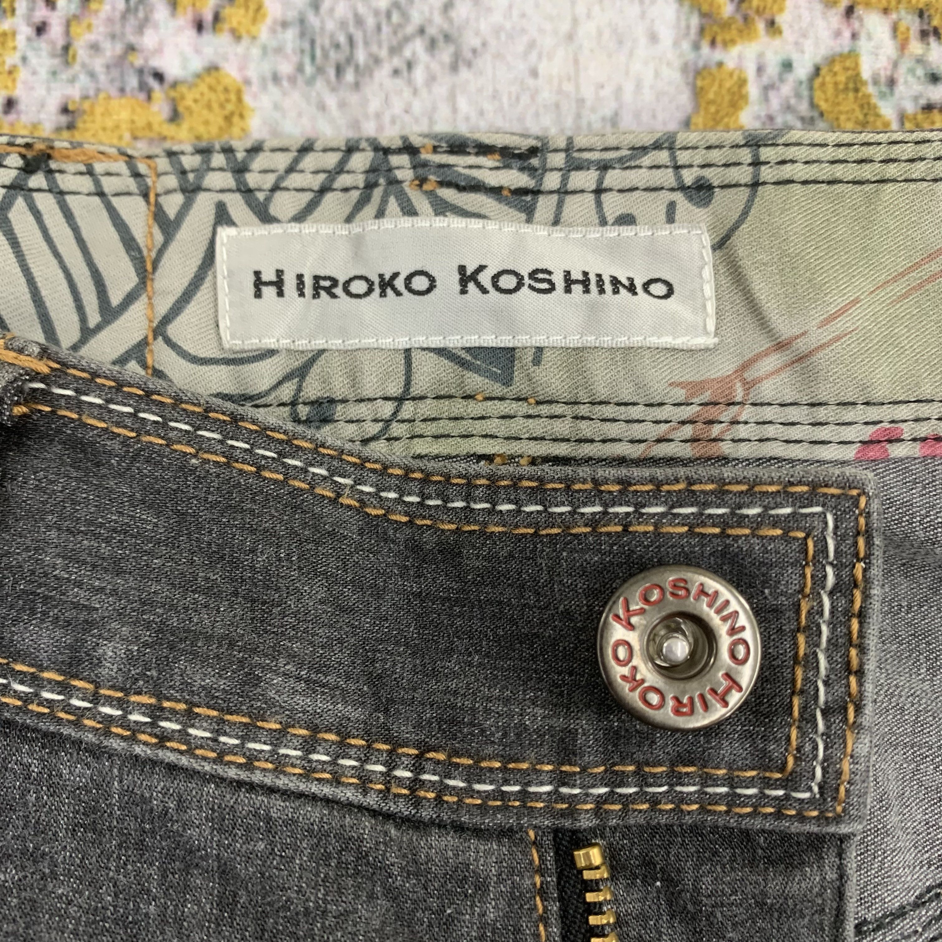 Hiroko Koshino Homme Hiroko Koshino Flared Jeans Bootcut Flowers Embroidered Size 27" / US 4 / IT 40 - 4 Thumbnail
