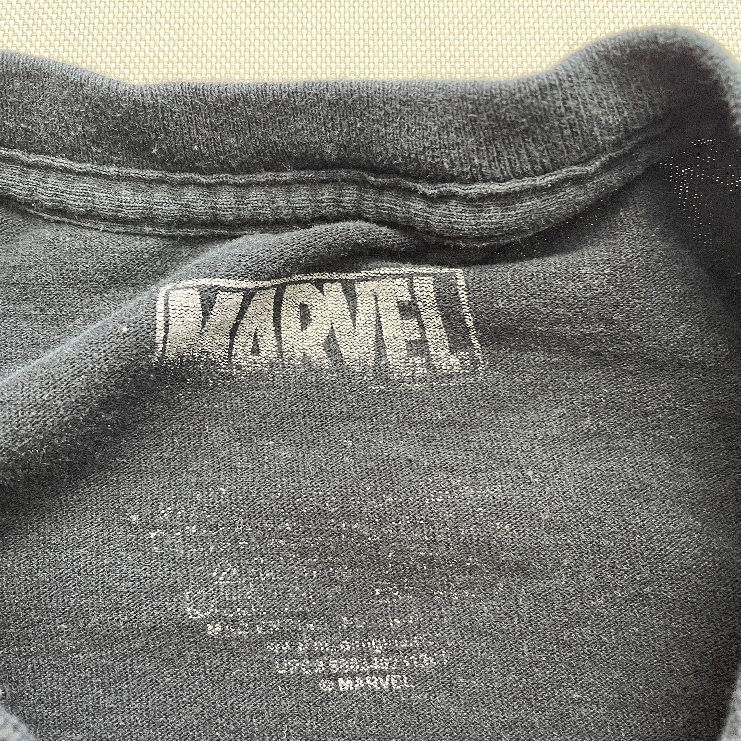 Mad Engine × Vintage Vintage RARE Marvel Captain America Wolverine T Shirt Size US L / EU 52-54 / 3 - 2 Thumbnail