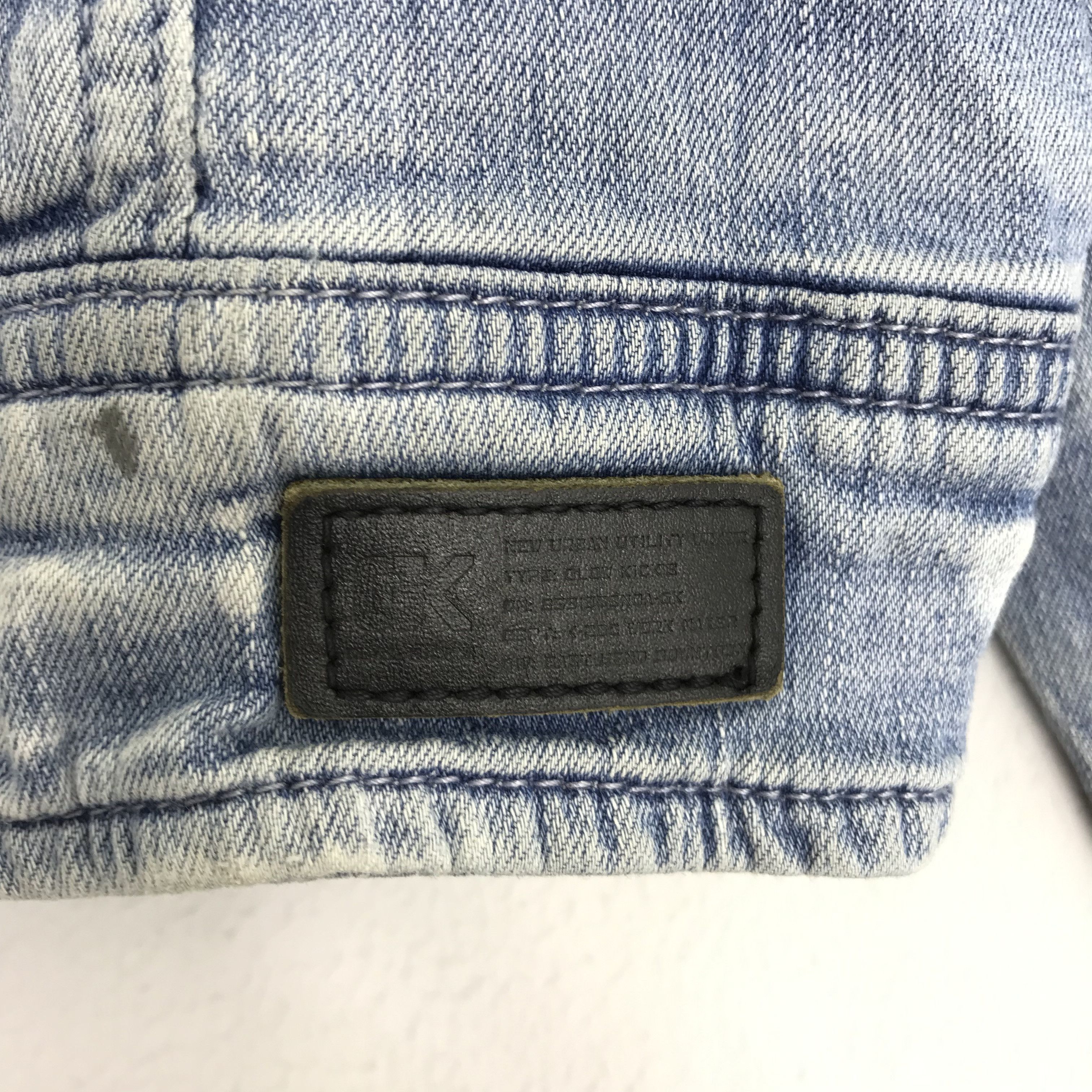 Japanese Brand Japan Brand Glow Kicks Trucker Denim Jacket Size US M / EU 48-50 / 2 - 5 Thumbnail