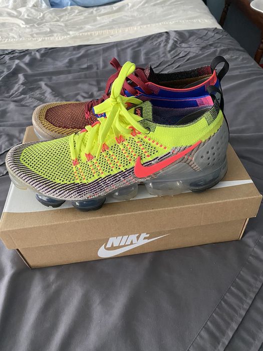 Nike vapormax random 2 best sale