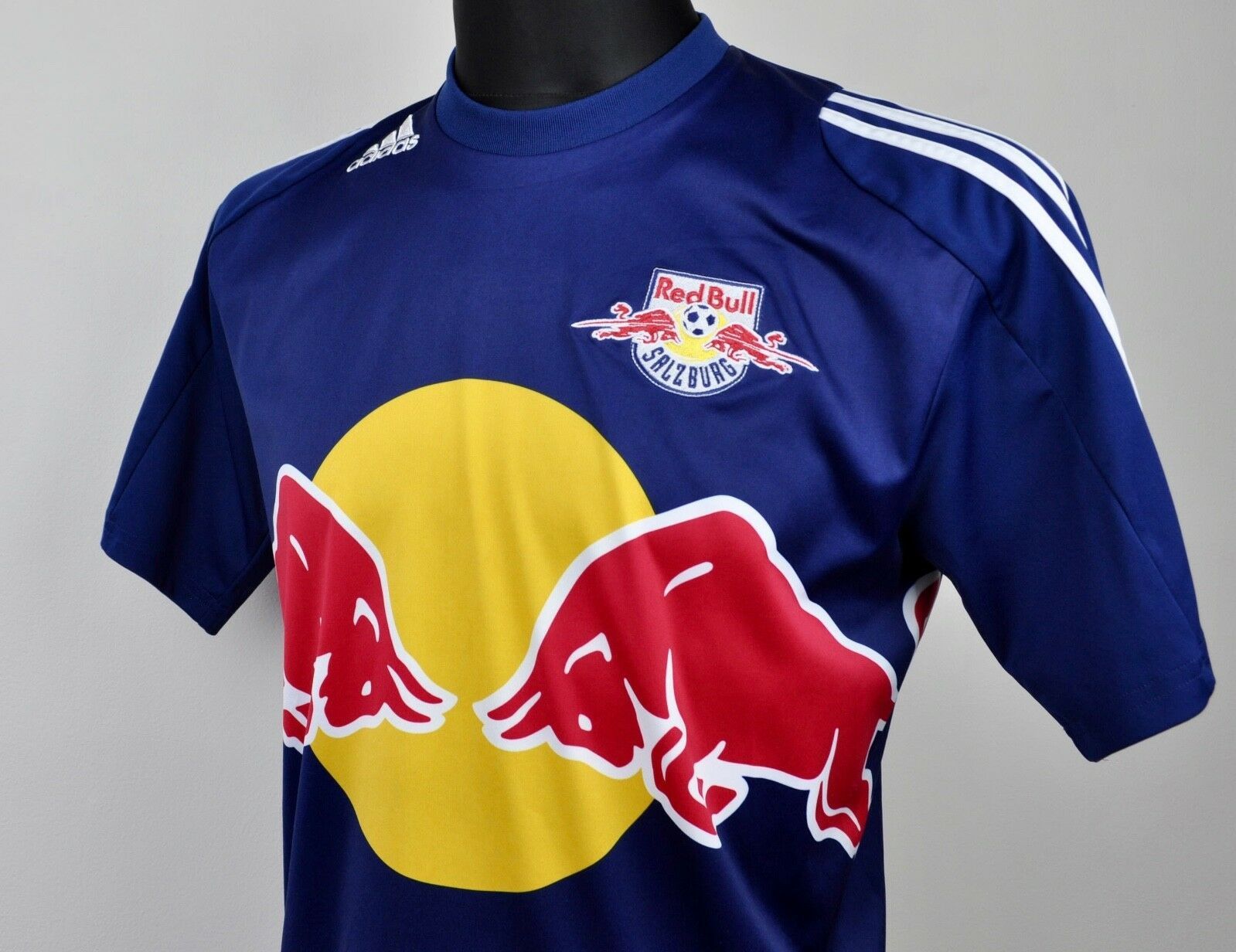 Adidas RED BULL SALZBURG Home VONLANTHEN #10 Shirt Jersey 2006 Size US S / EU 44-46 / 1 - 3 Thumbnail
