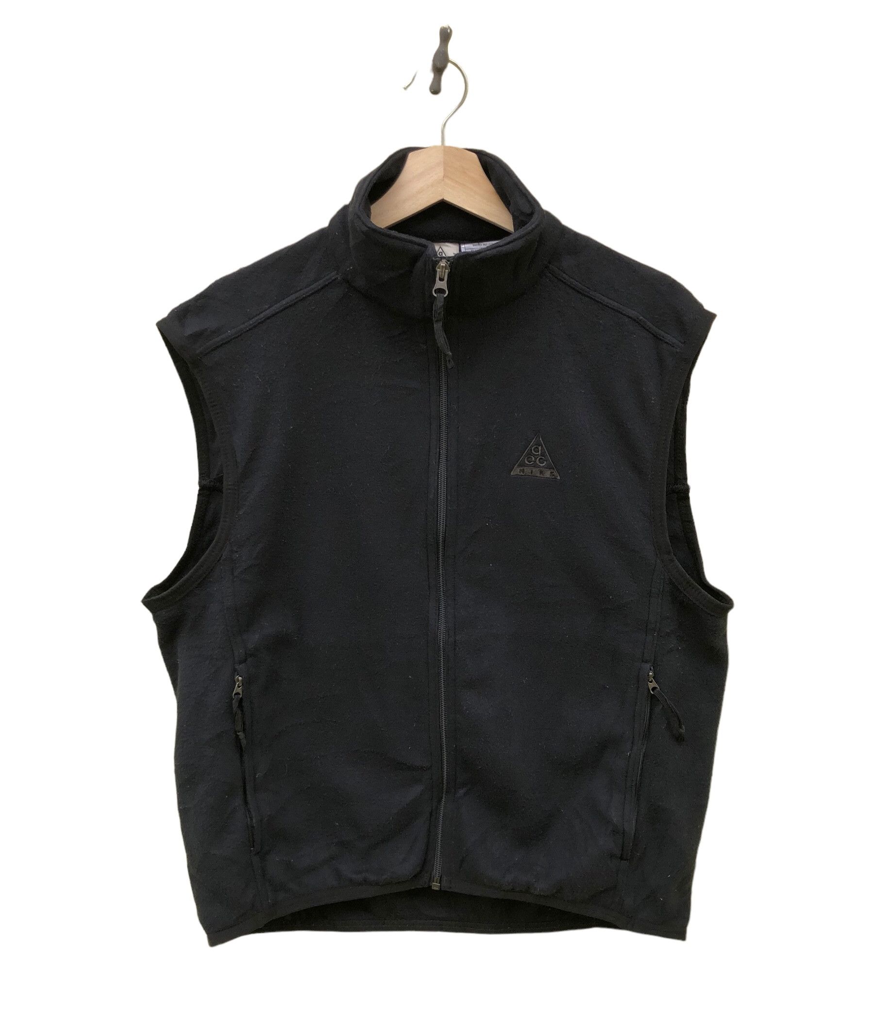 Nike ACG Vintage Nike ACG Technical Vest Size M | Grailed