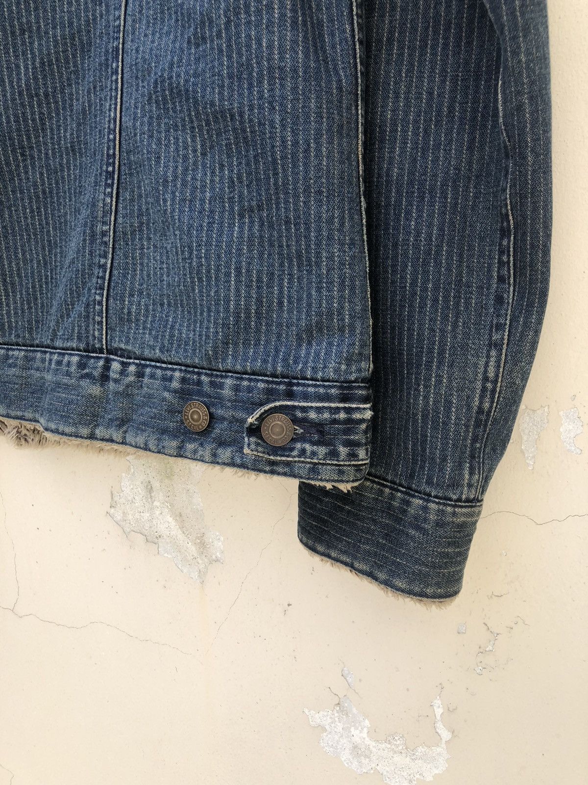 Levi's Vintage 2003 Levi’s Red Loop Sherpa Indigo Denim Jacket Size US L / EU 52-54 / 3 - 13 Thumbnail