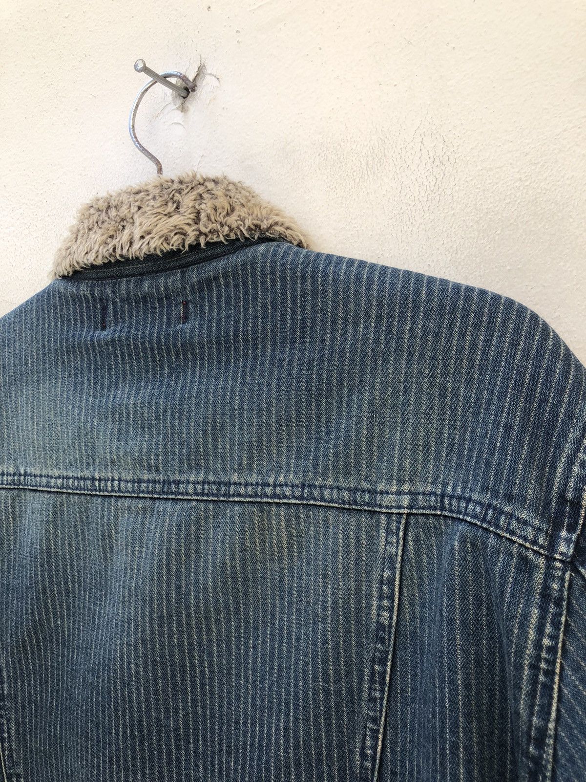 Levi's Vintage 2003 Levi’s Red Loop Sherpa Indigo Denim Jacket Size US L / EU 52-54 / 3 - 12 Thumbnail