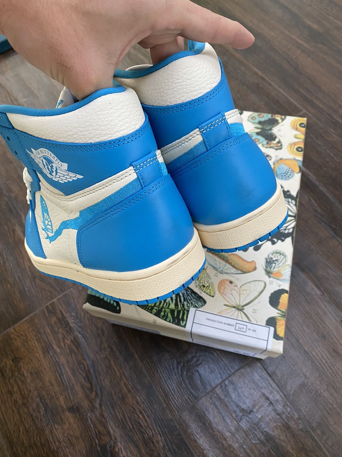 AMAC Studios AMAC butterfly 1s UNC Jordan 1 style Size US 9 / EU 42 - 6 Thumbnail