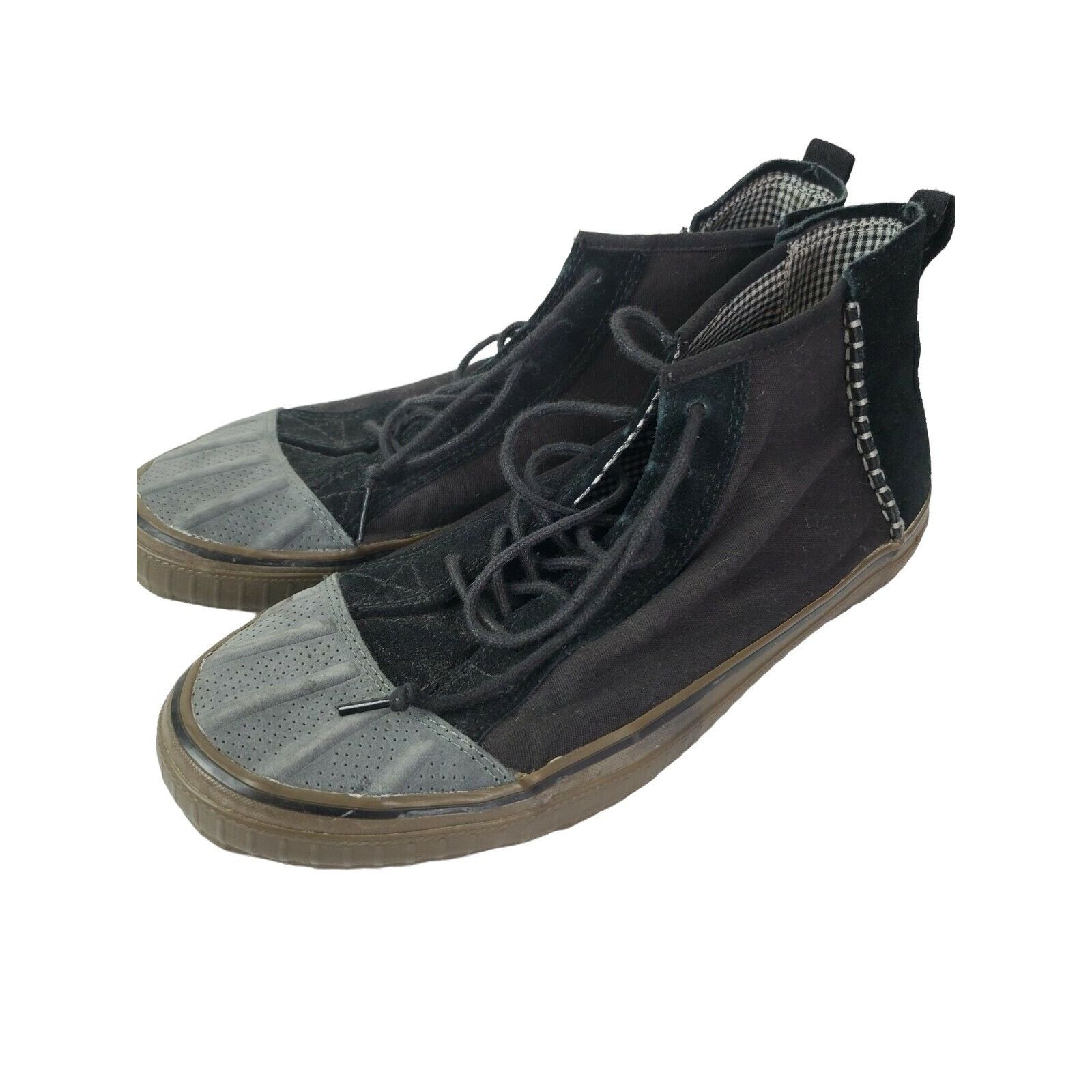 sorel sentry sneaker