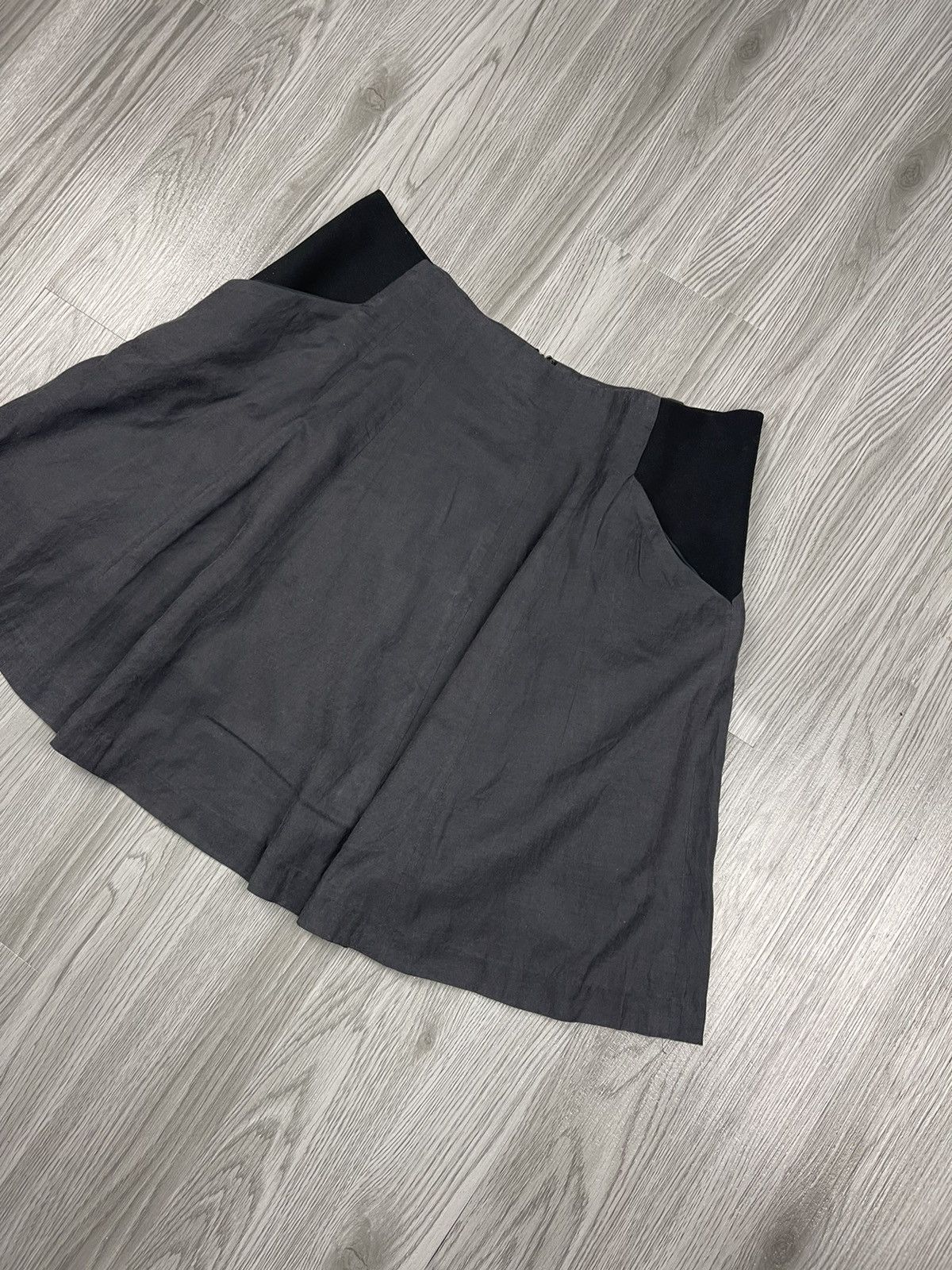 Helmut Lang Helmut Lang Pleated Skirt Size US 29 - 5 Thumbnail