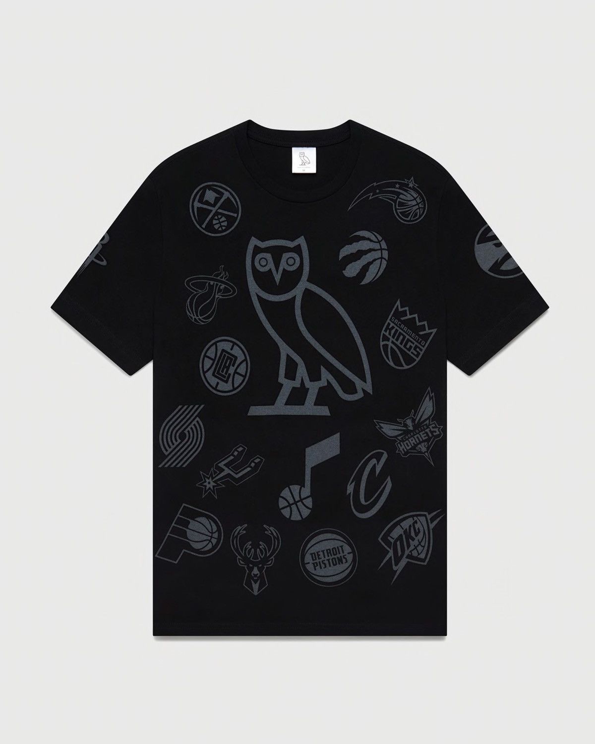 Drake OVO X NBA TEAM ICONS OG OWL T-SHIRT TEE 2022 Size US L / EU 52-54 / 3 - 5 Thumbnail