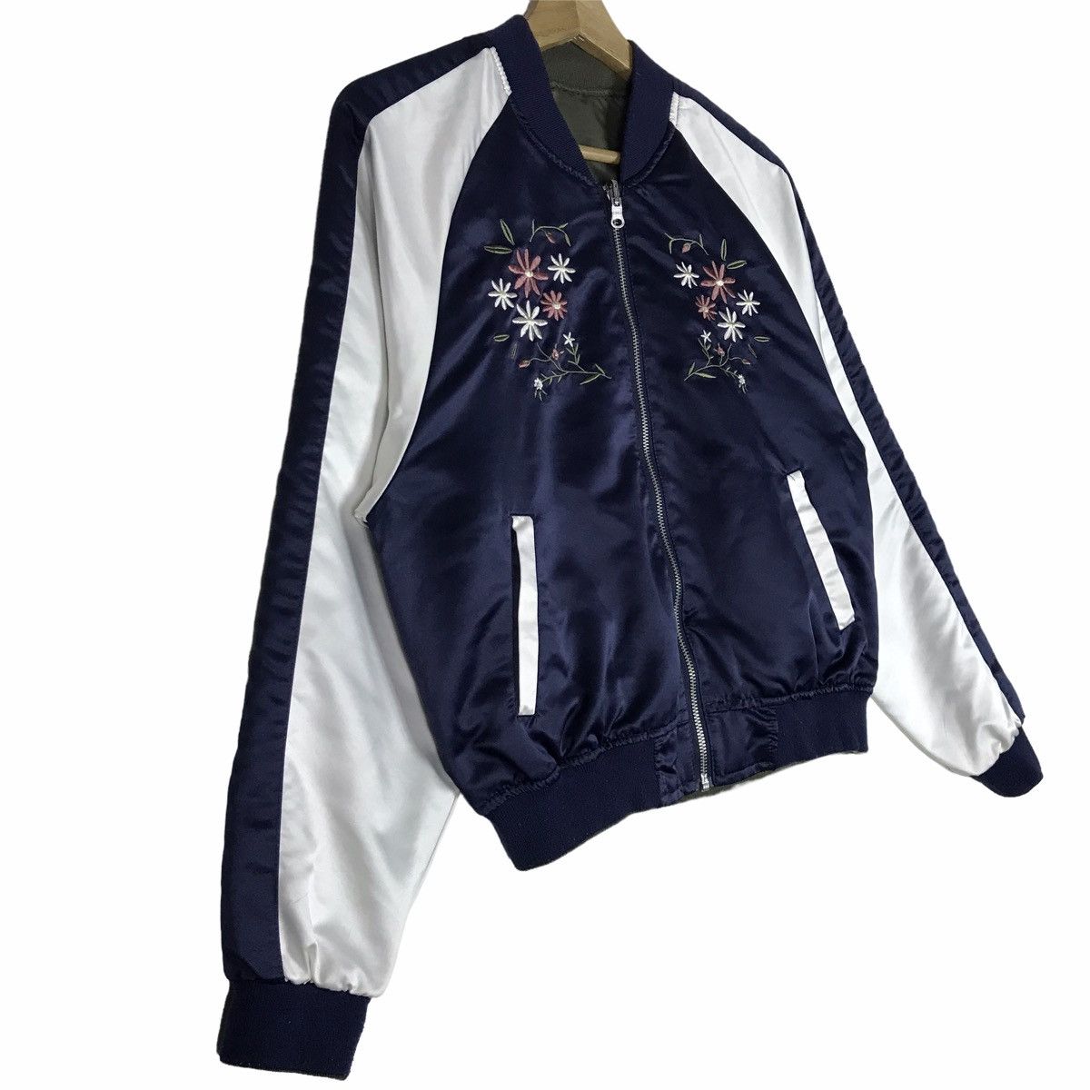 Other Vintage Japanese Traditional Sakura Floral Motif Embroidery Size US M / EU 48-50 / 2 - 4 Thumbnail