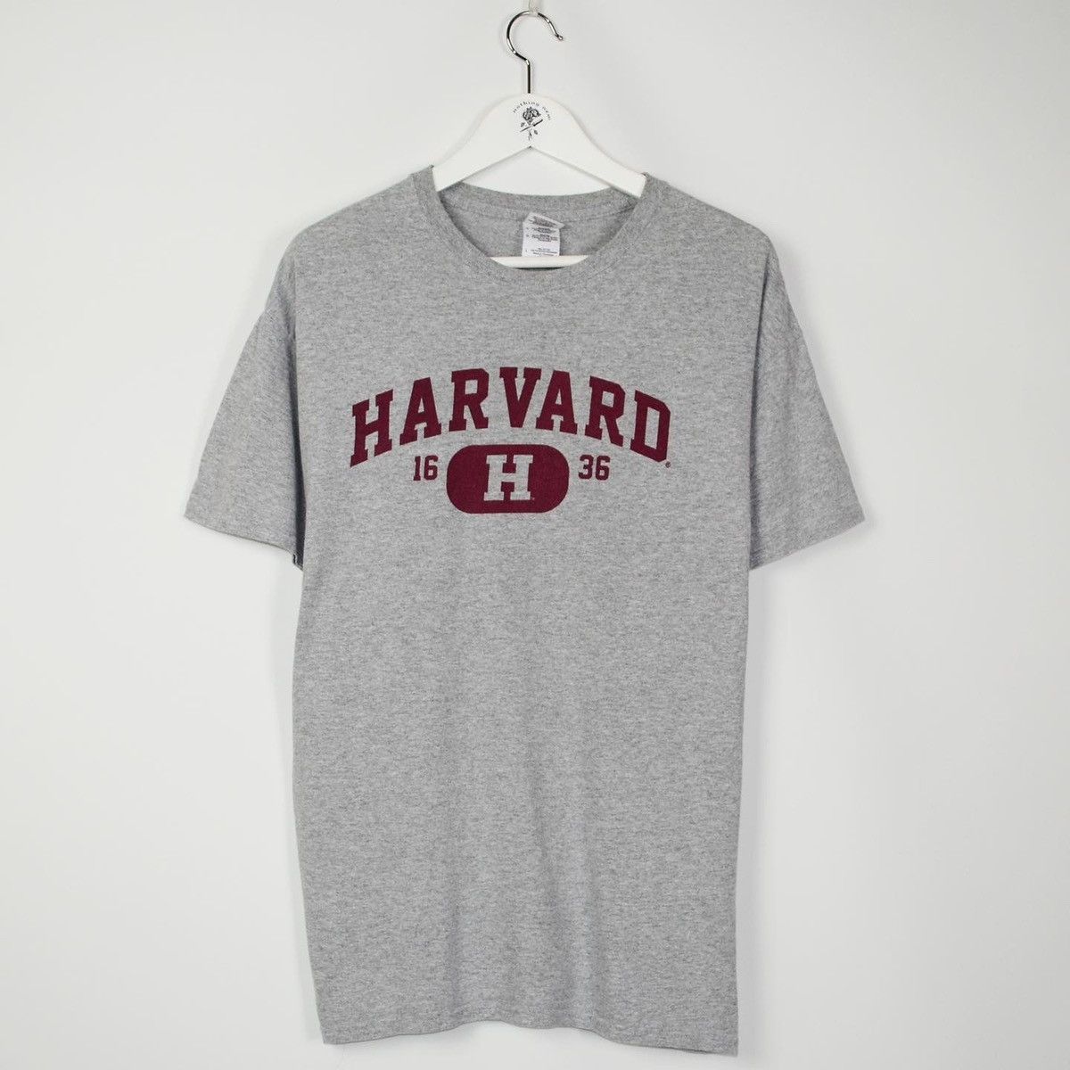 Vintage Vintage 00s Harvard Big Logo tee Gildan tag College Size US L / EU 52-54 / 3 - 1 Thumbnail