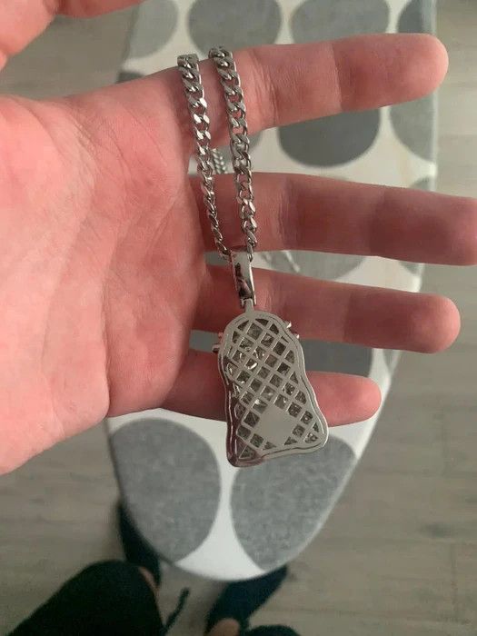 Jewelry × Playboi Carti × Vintage Playboi Carti Skeleton Jesus Pendant Chain Size ONE SIZE - 4 Thumbnail