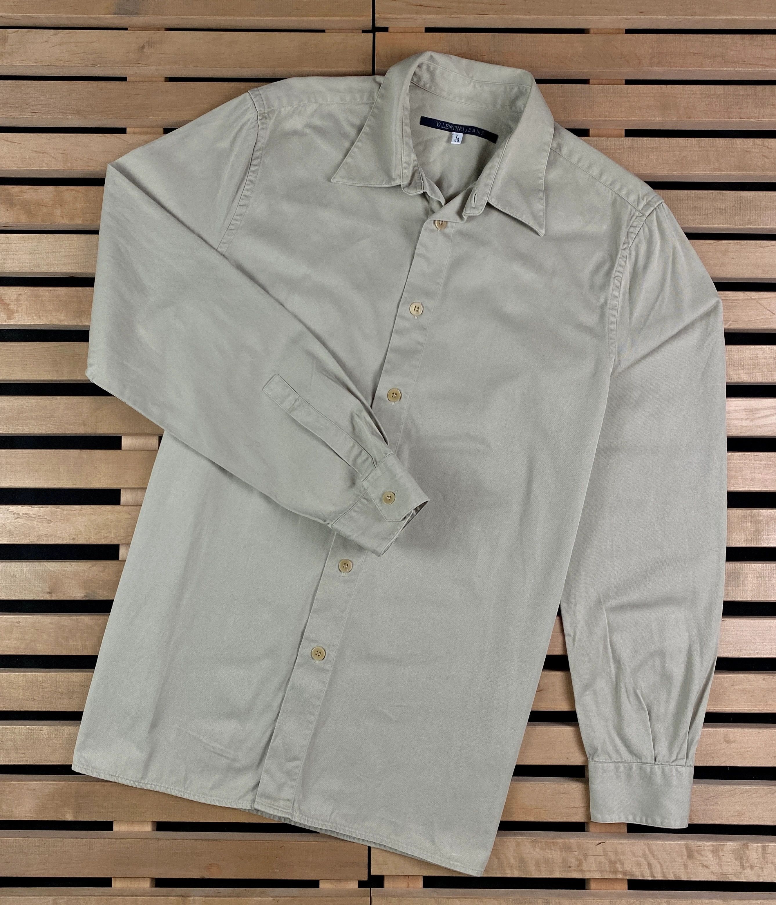 Valentino Mens Shirt Long Sleeve Valentino Jeans Vintage Size 50 L Size US L / EU 52-54 / 3 - 1 Thumbnail