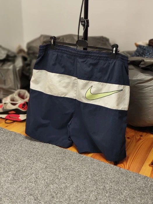 Nike Vintage 90's Nike Shorts Big Logo swoosh casual Streetwear Size US 36 / EU 52 - 8 Thumbnail