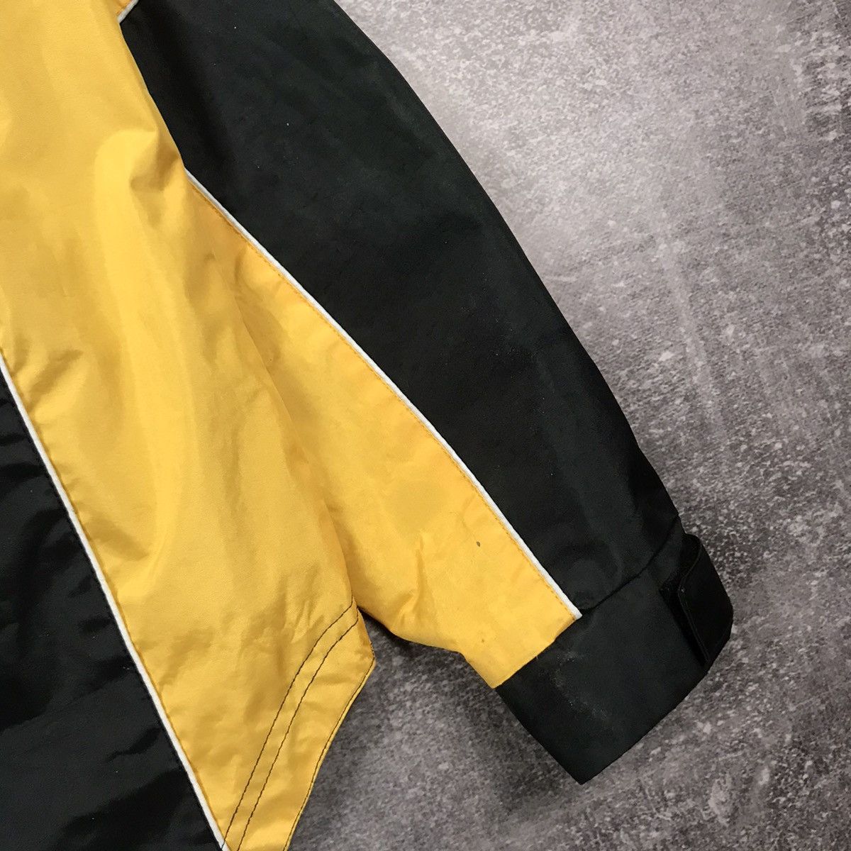 Other DeWalt Racing Motogp Yamaha Jacket Size US XL / EU 56 / 4 - 17 Thumbnail