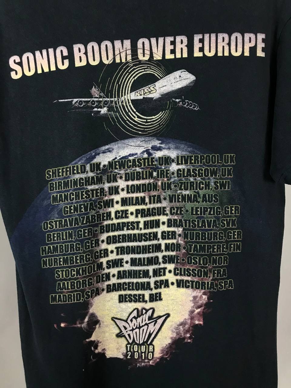 Band Tees Kiss 2010 vintage rock tour tee Size US M / EU 48-50 / 2 - 7 Thumbnail