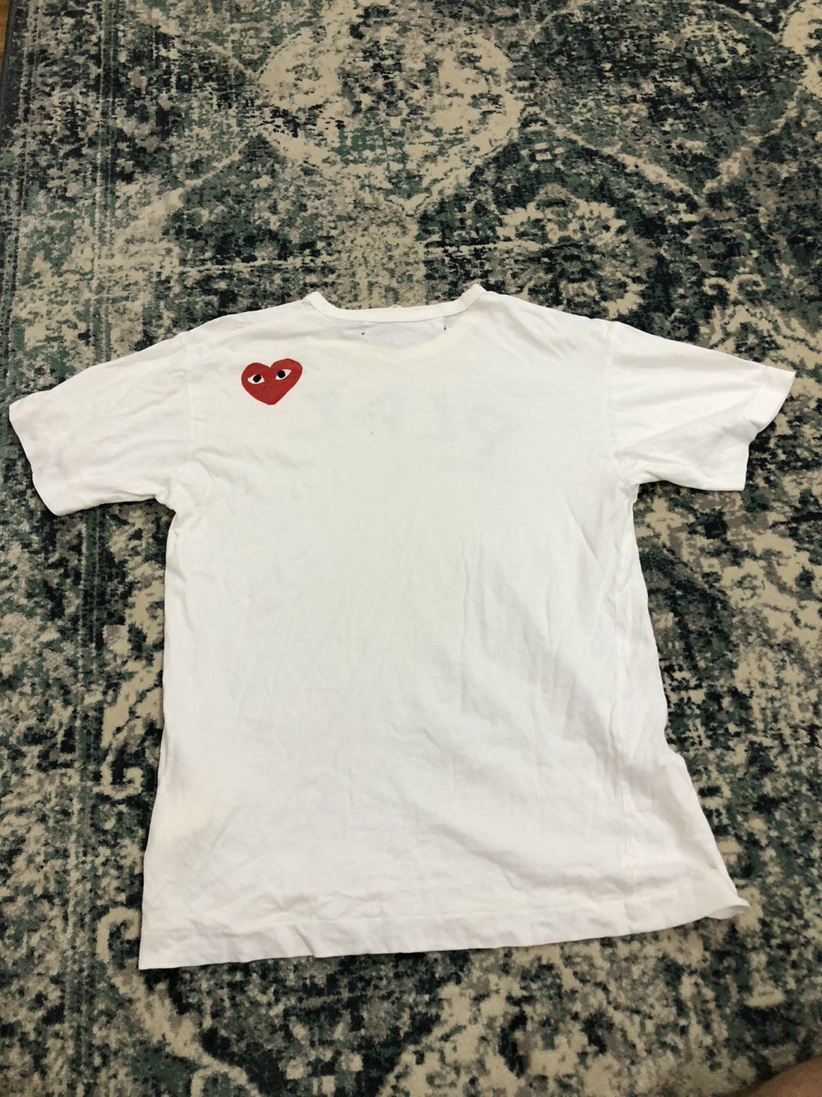 Comme des Garcons Comme des Garçons Men Play Medium Size Tee Size US M / EU 48-50 / 2 - 2 Thumbnail