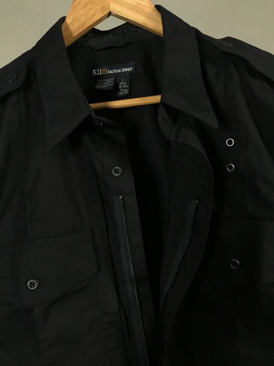 5.11 5.11 Tactical Series streetwear outdoor shirt Size US L / EU 52-54 / 3 - 4 Thumbnail