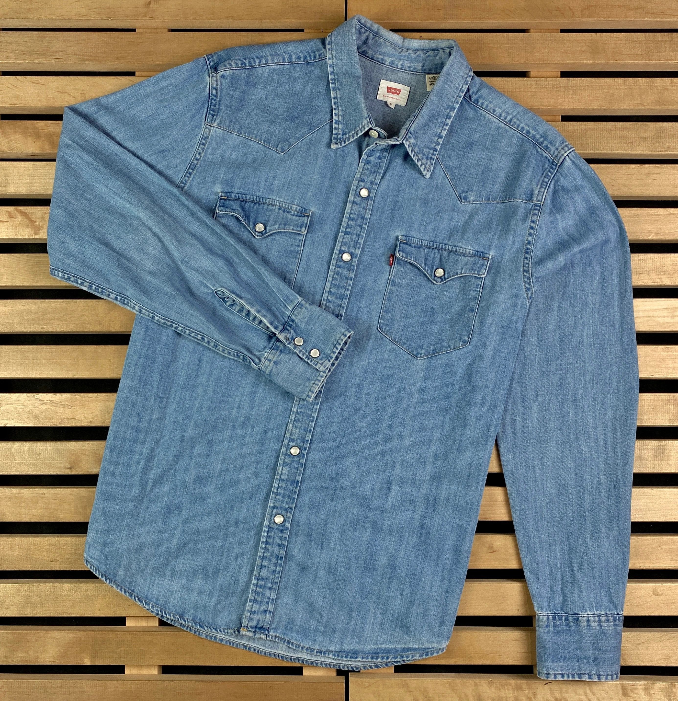 Levi's × Levi's Vintage Clothing × Vintage Mens Jeans Shirt Long Sleeve Levis Vintage Size L Size US L / EU 52-54 / 3 - 1 Thumbnail