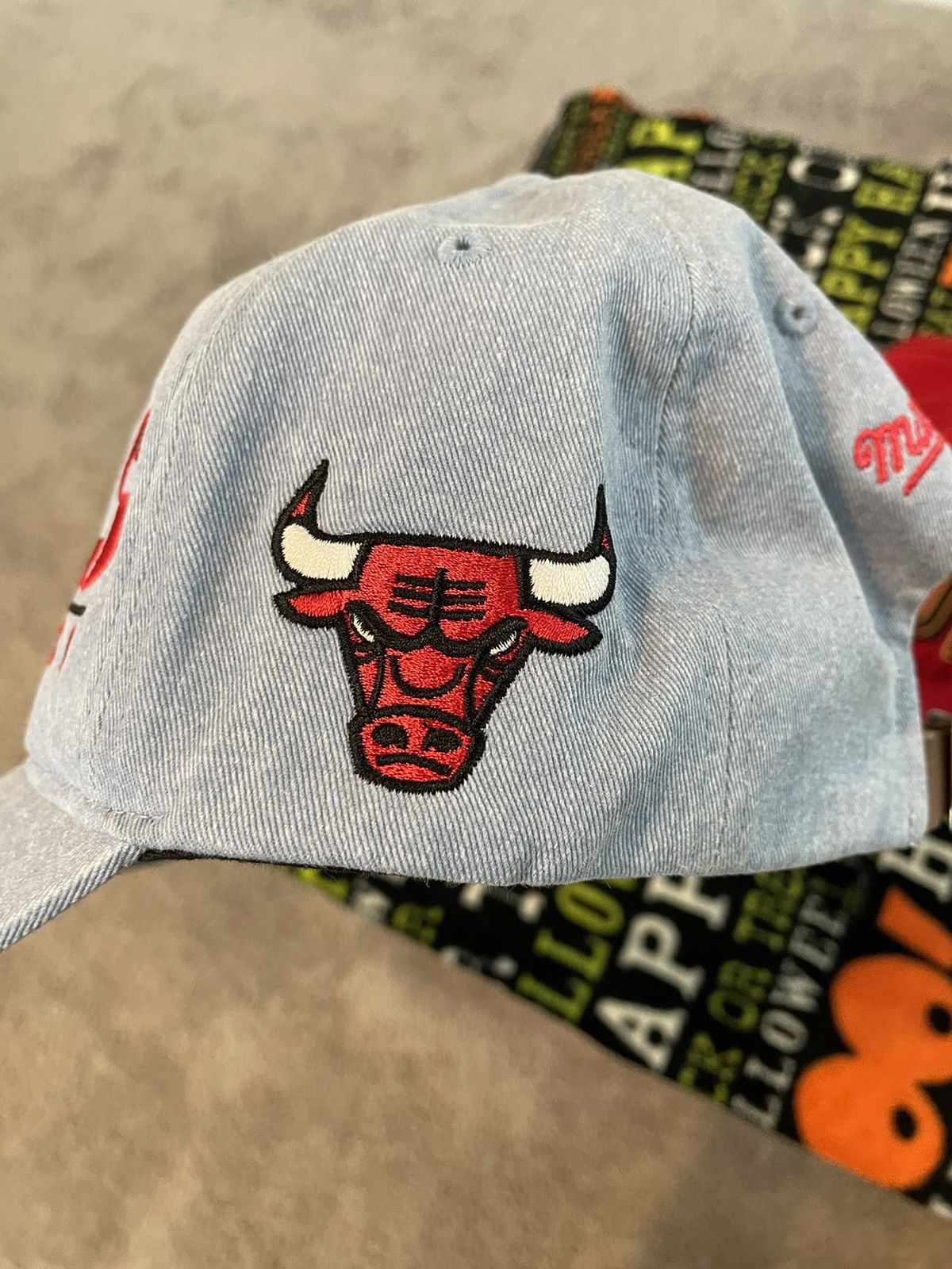 Jordan Brand Vintage NBA Chicago Bulls Mitchell & Ness hat lot Size ONE SIZE - 2 Preview